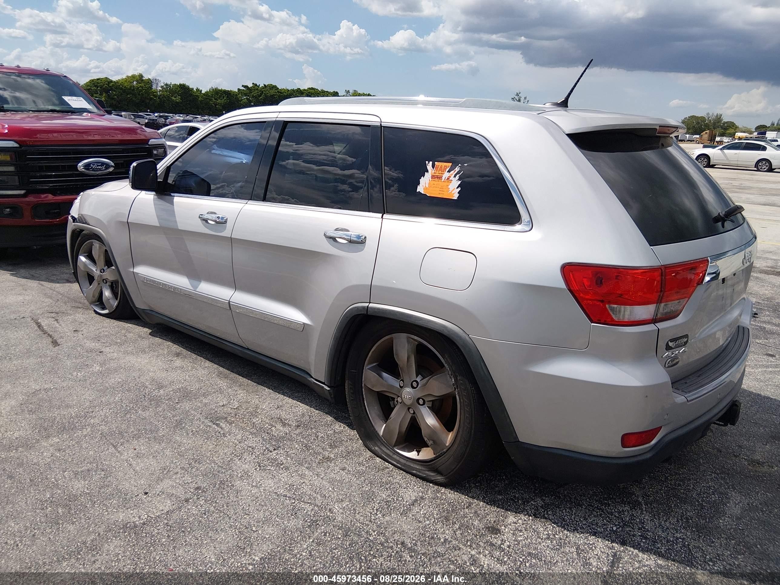 2012 Jeep Grand Cherokee Overland Серебряный vin: 1C4RJFCT5CC141646