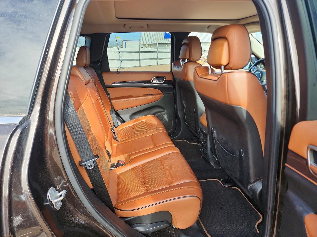 2012 Jeep Grand Cherokee Overland Коричневый vin: 1C4RJFCT5CC204096
