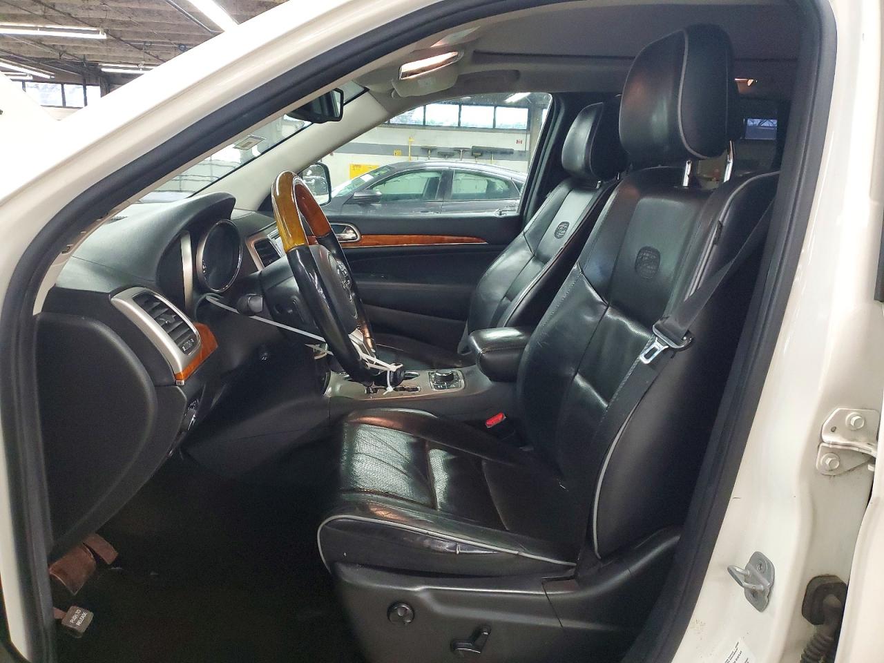 2012 Jeep Grand Cherokee Overland White vin: 1C4RJFCT5CC250754