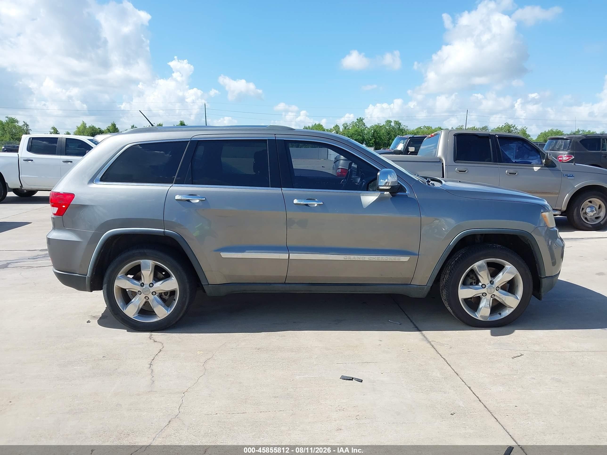 2013 Jeep Grand Cherokee Overland Gray vin: 1C4RJFCT5DC522303