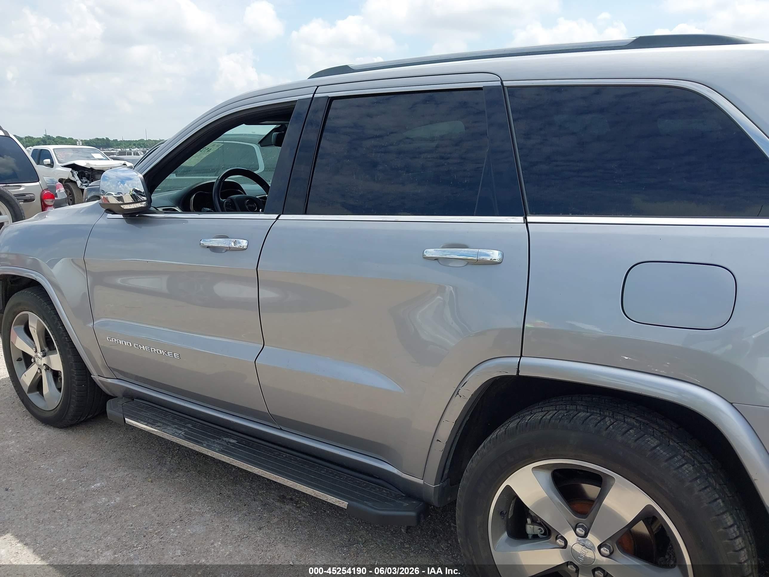 2014 Jeep Grand Cherokee Overland Gray vin: 1C4RJFCT5EC297625