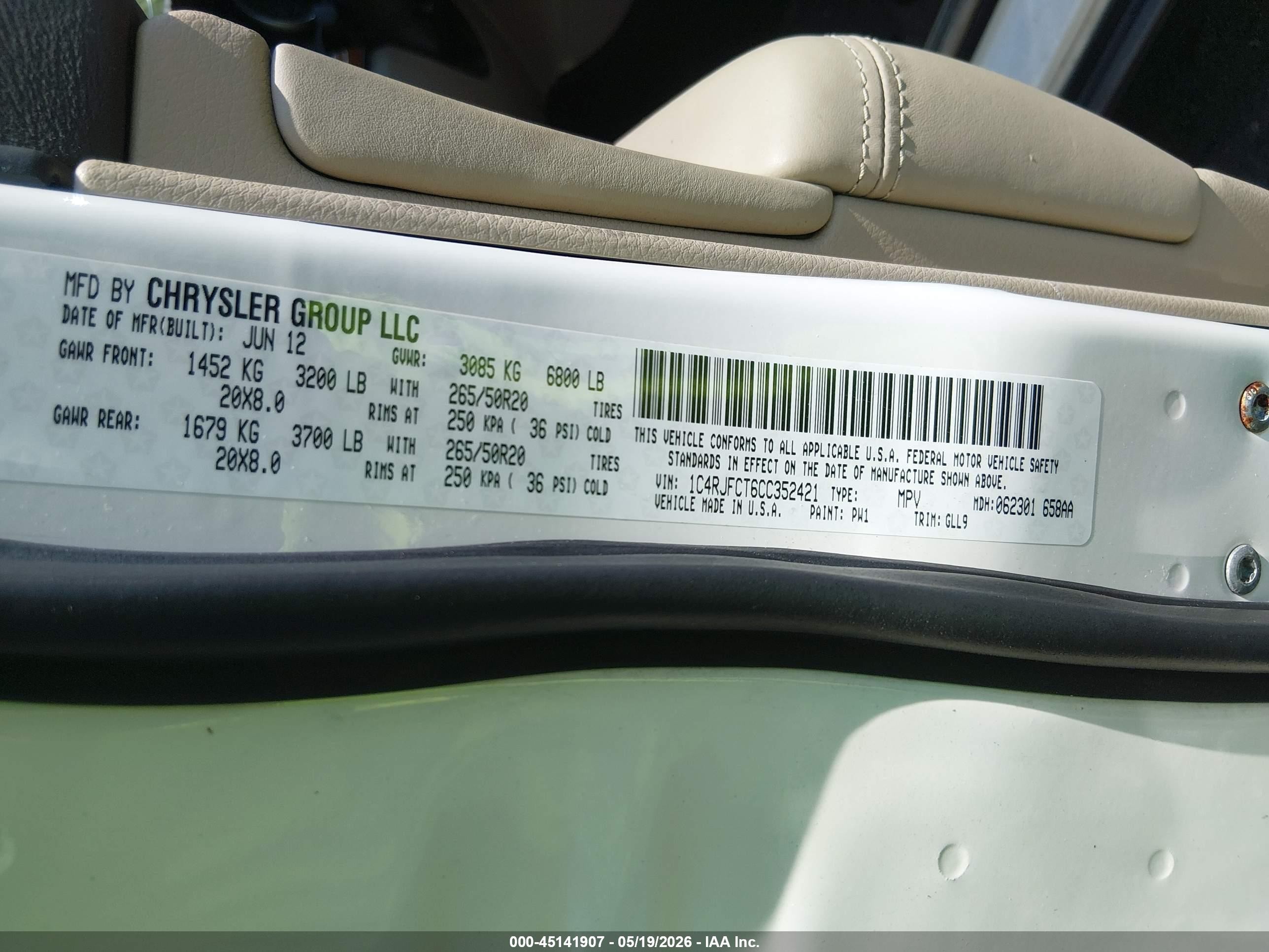 2012 Jeep Grand Cherokee Overland White vin: 1C4RJFCT6CC352421