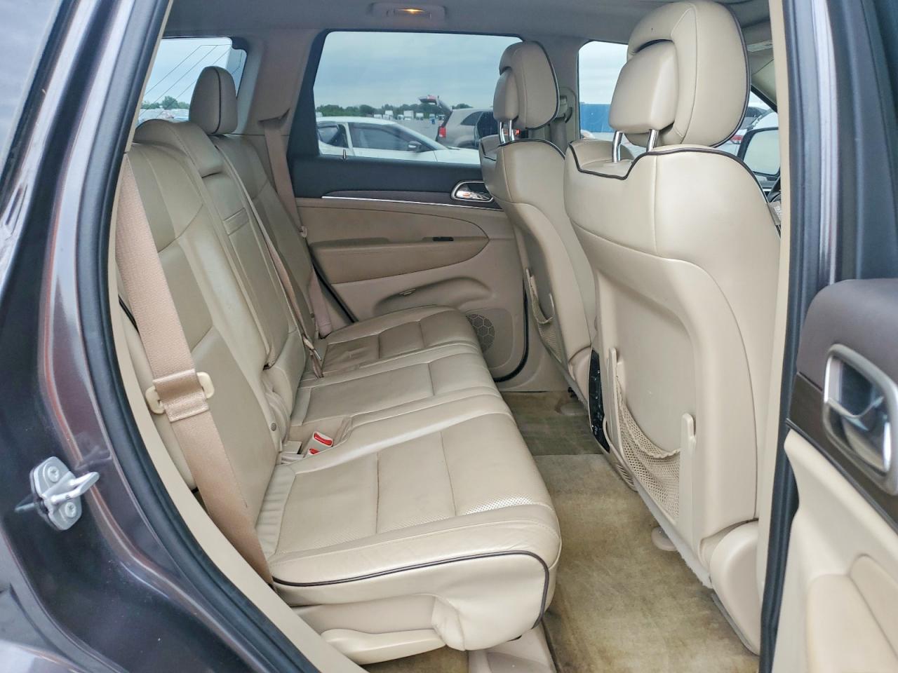2015 Jeep Grand Cherokee Overland Gray vin: 1C4RJFCT6FC769123