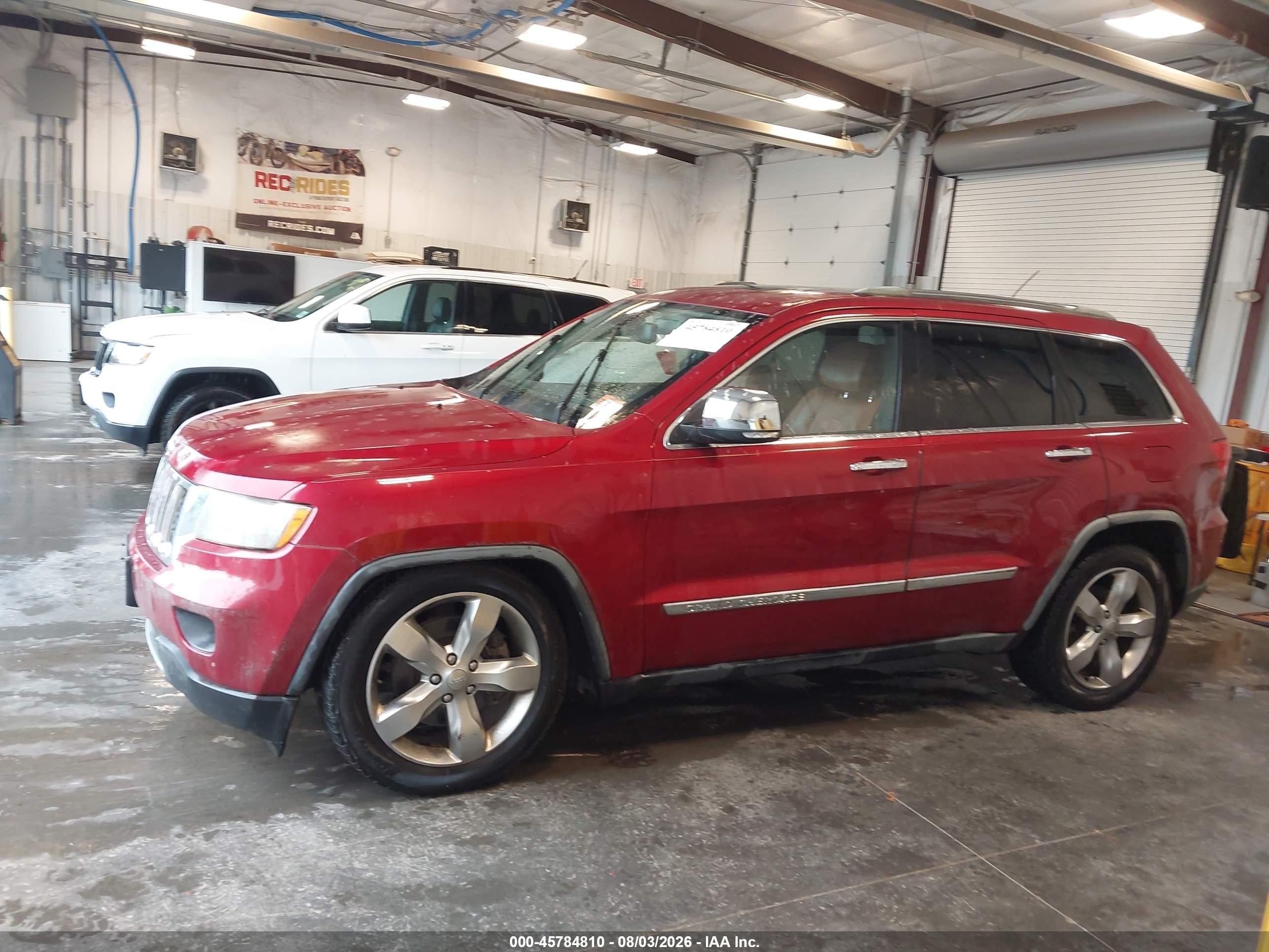 2012 Jeep Grand Cherokee Overland Red vin: 1C4RJFCT7CC133578