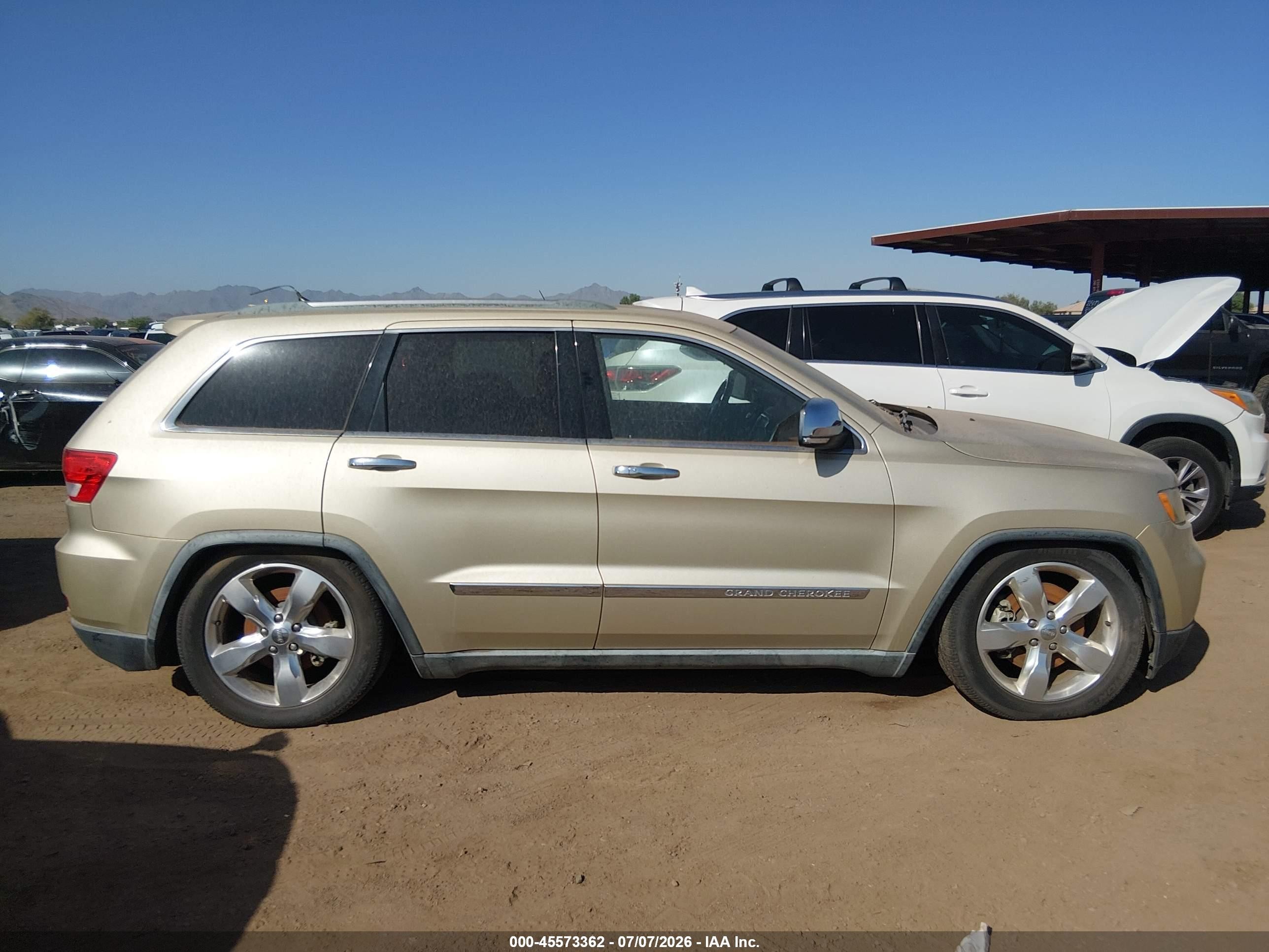2012 Jeep Grand Cherokee Overland Silver vin: 1C4RJFCT7CC175278