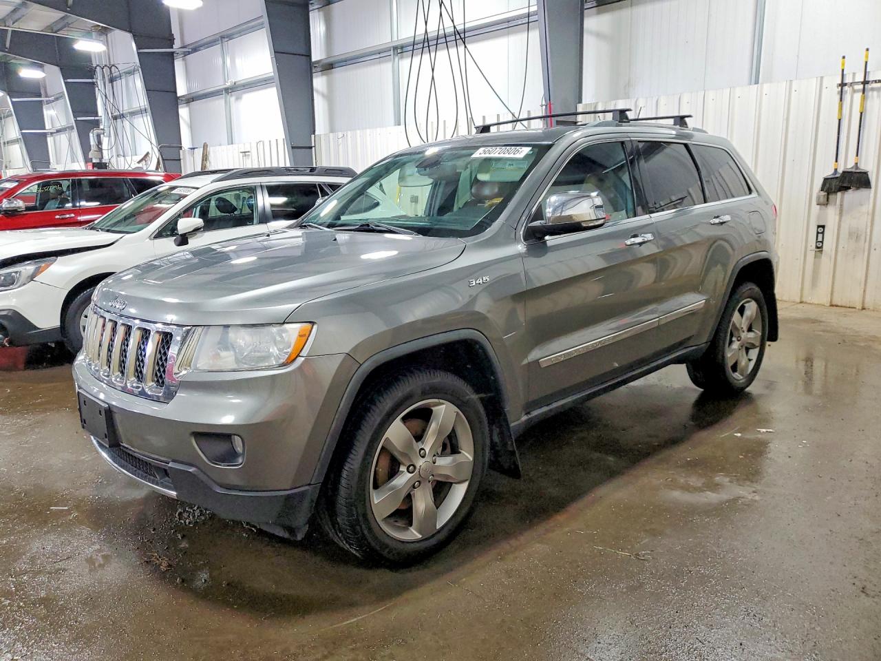 2012 Jeep Grand Cherokee Overland Серебряный vin: 1C4RJFCT7CC194204