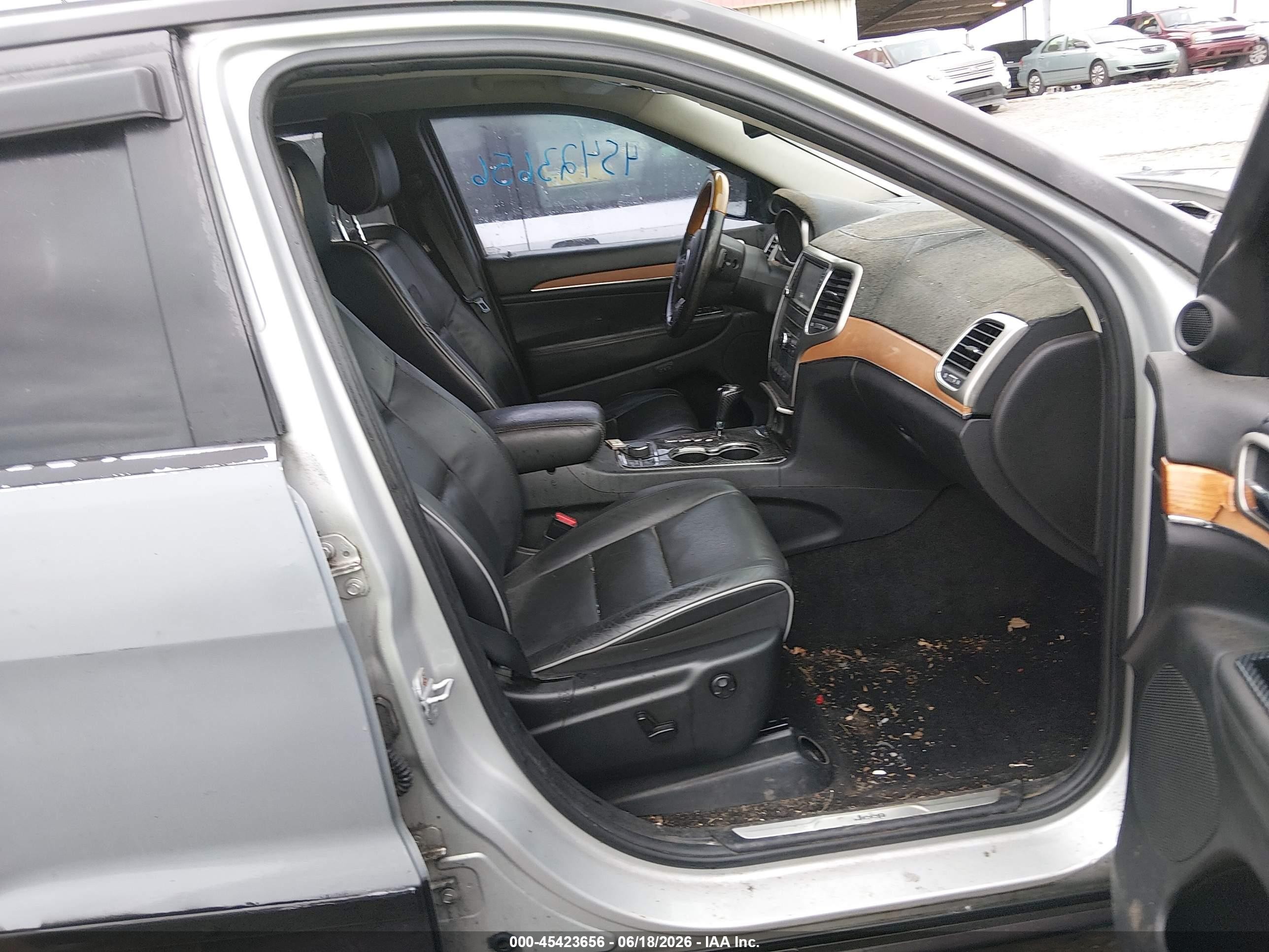 2012 Jeep Grand Cherokee Overland Gray vin: 1C4RJFCT7CC352024