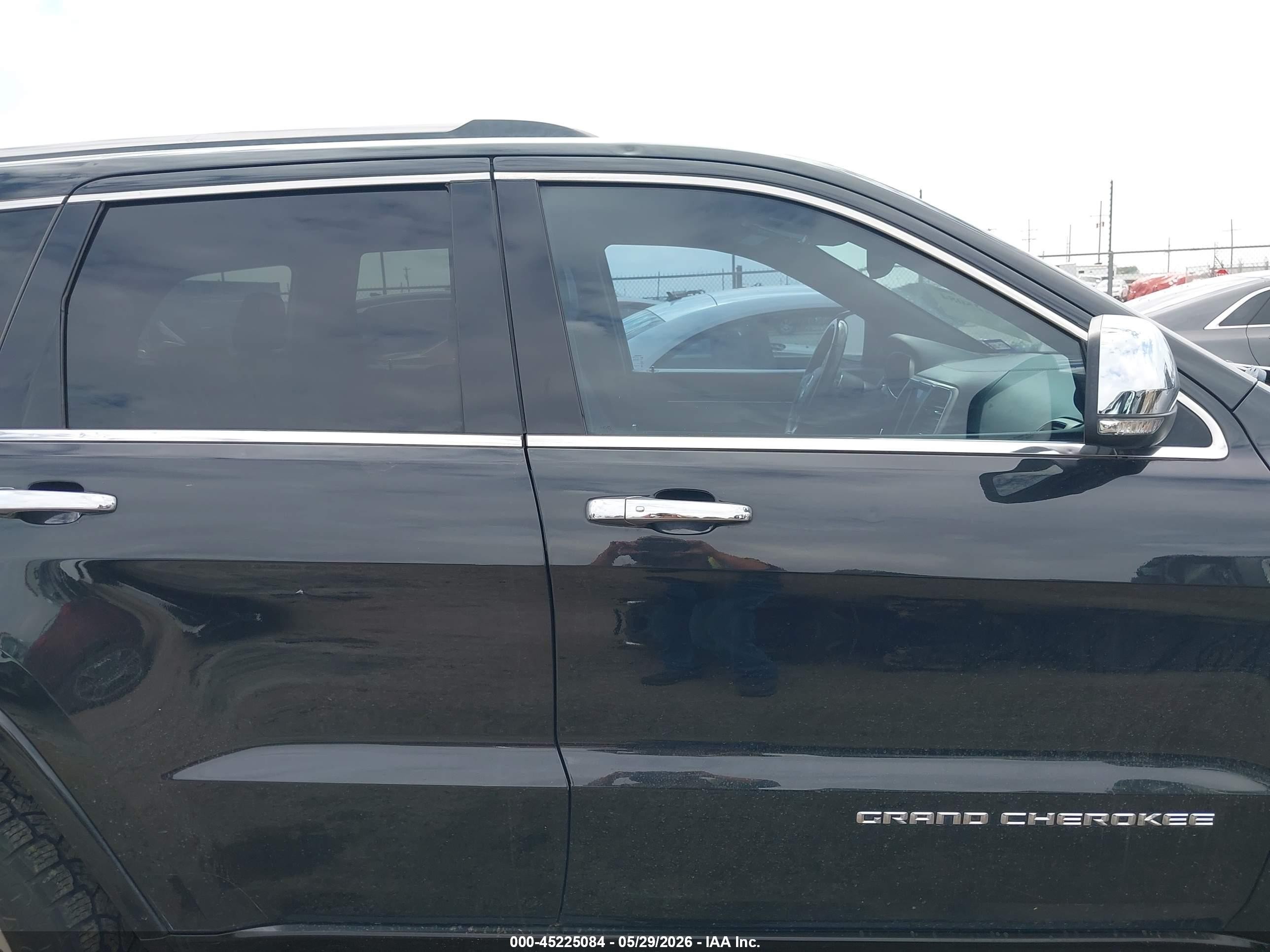 2014 Jeep Grand Cherokee Overland Black vin: 1C4RJFCT7EC105847
