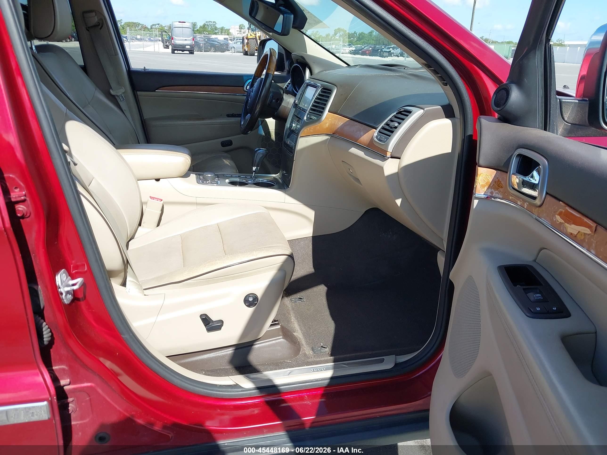 2013 Jeep Grand Cherokee Overland Burgundy vin: 1C4RJFCT8DC523784