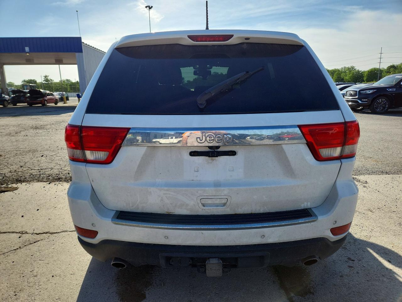 2013 Jeep Grand Cherokee Overland White vin: 1C4RJFCT8DC555599