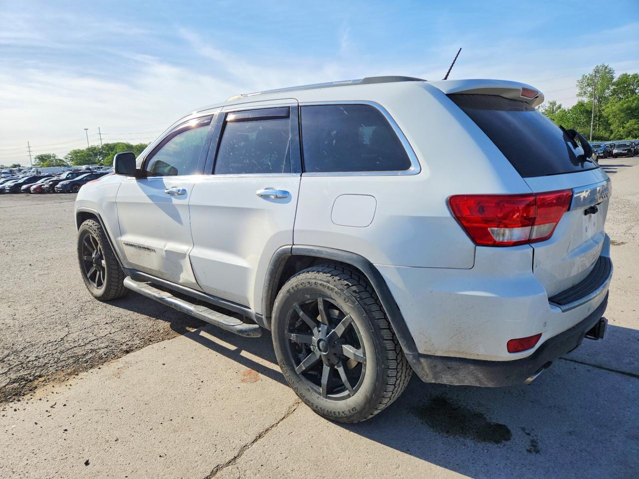 2013 Jeep Grand Cherokee Overland White vin: 1C4RJFCT8DC555599