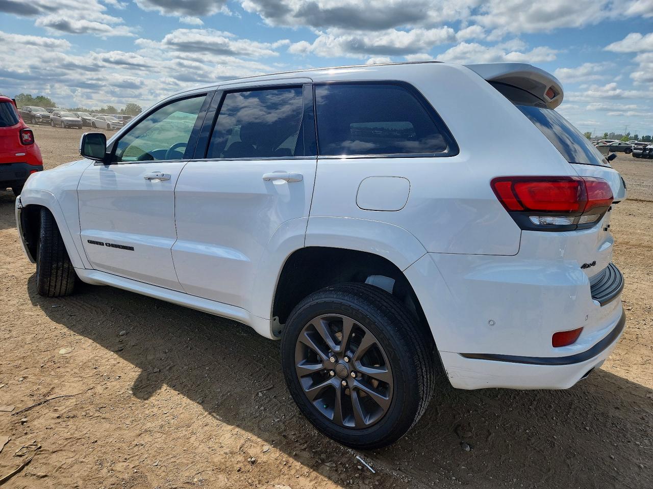 2019 Jeep Grand Cherokee Overland White vin: 1C4RJFCT8KC567765