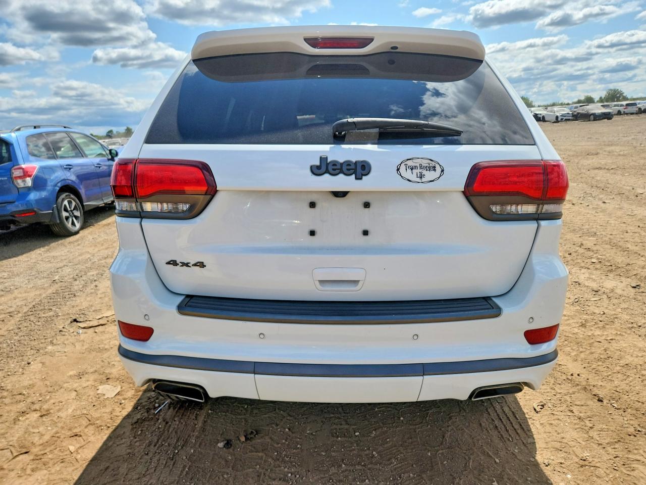 2019 Jeep Grand Cherokee Overland White vin: 1C4RJFCT8KC567765