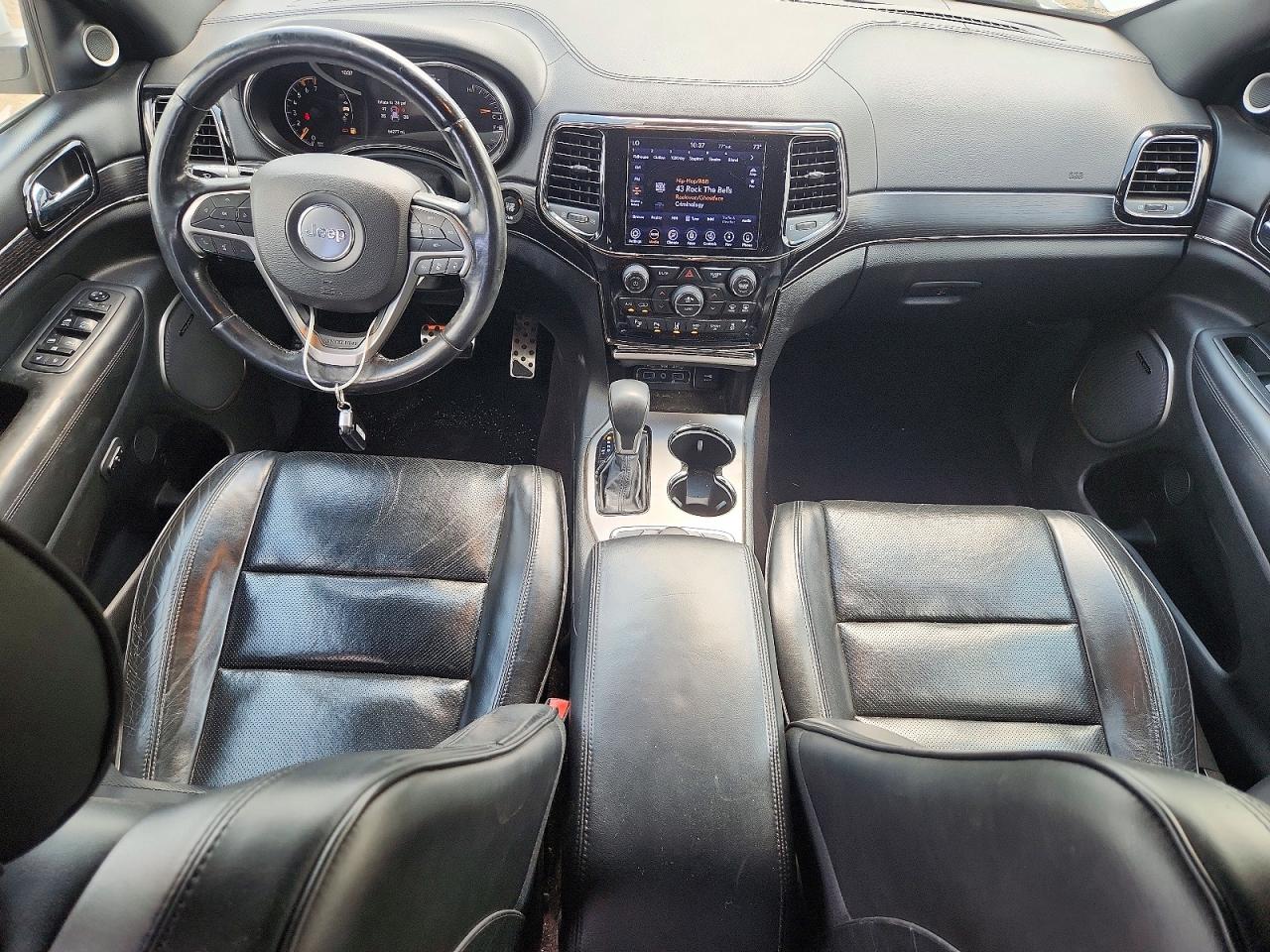2019 Jeep Grand Cherokee Overland White vin: 1C4RJFCT8KC567765