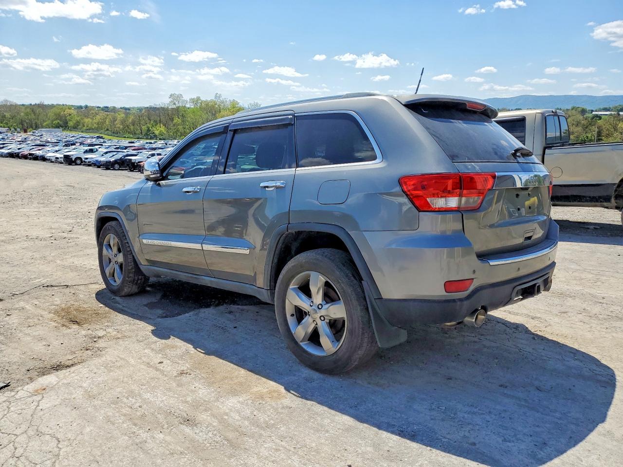 2012 Jeep Grand Cherokee Overland Silver vin: 1C4RJFCT9CC144162