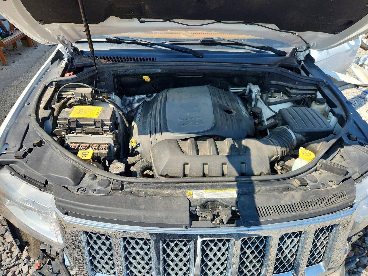 2013 Jeep Grand Cherokee Overland White vin: 1C4RJFCT9DC618886