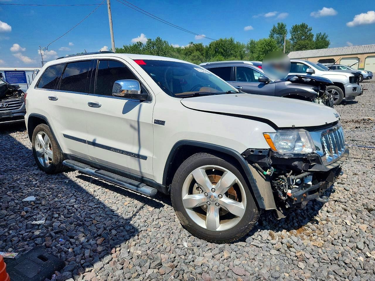 2013 Jeep Grand Cherokee Overland White vin: 1C4RJFCT9DC618886