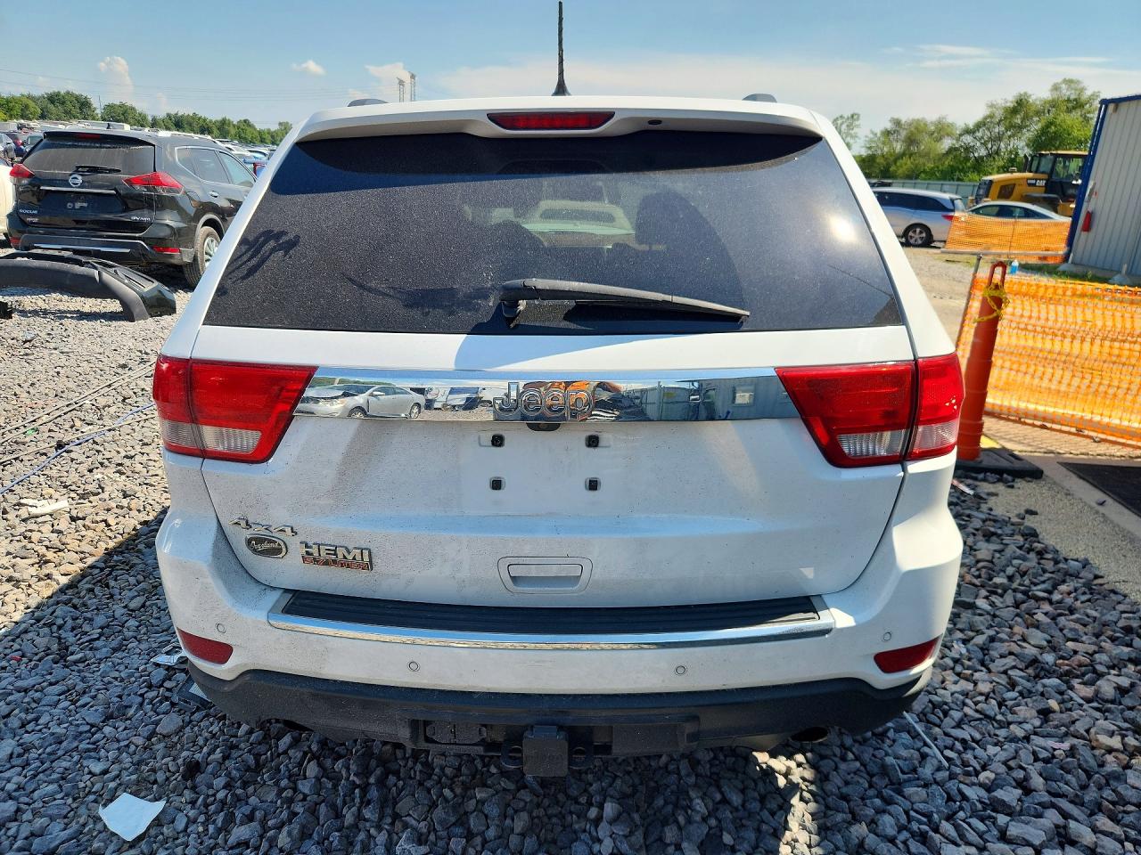 2013 Jeep Grand Cherokee Overland White vin: 1C4RJFCT9DC618886