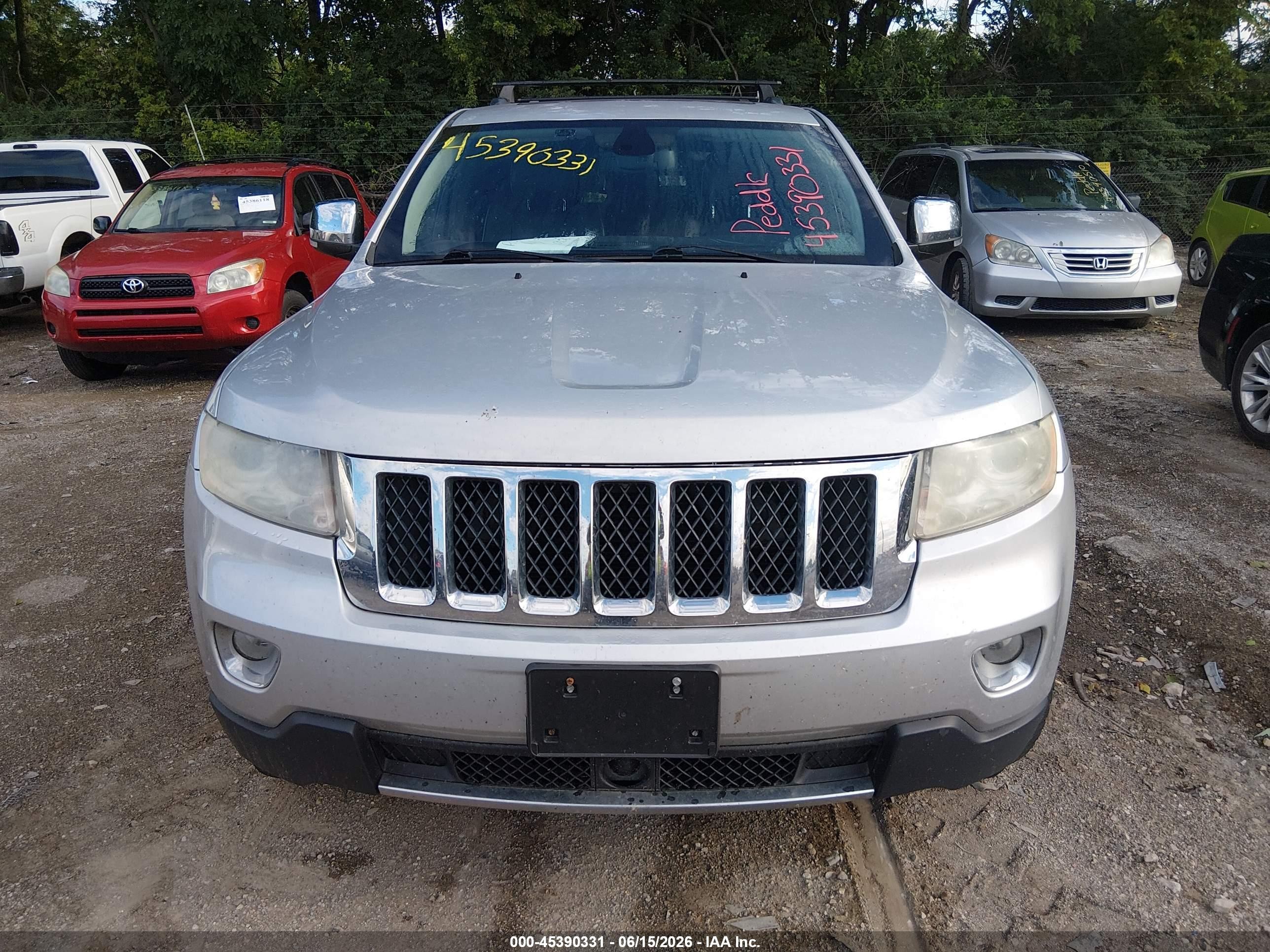 2013 Jeep Grand Cherokee Overland Silver vin: 1C4RJFCT9DC631833