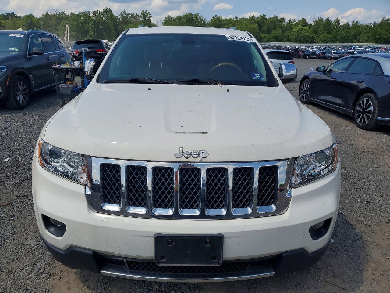 2012 Jeep Grand Cherokee Overland White vin: 1C4RJFCTXCC192110