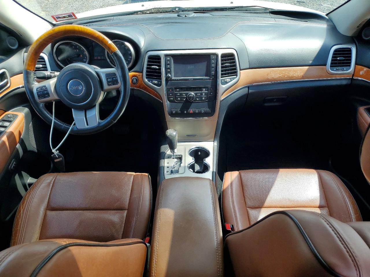 2012 Jeep Grand Cherokee Overland White vin: 1C4RJFCTXCC192110