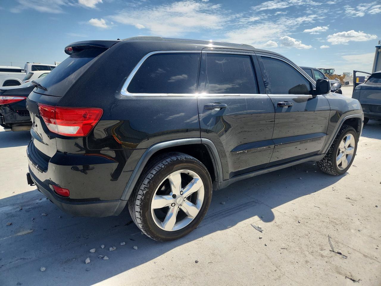 2013 Jeep Grand Cherokee Overland Black vin: 1C4RJFCTXDC560822
