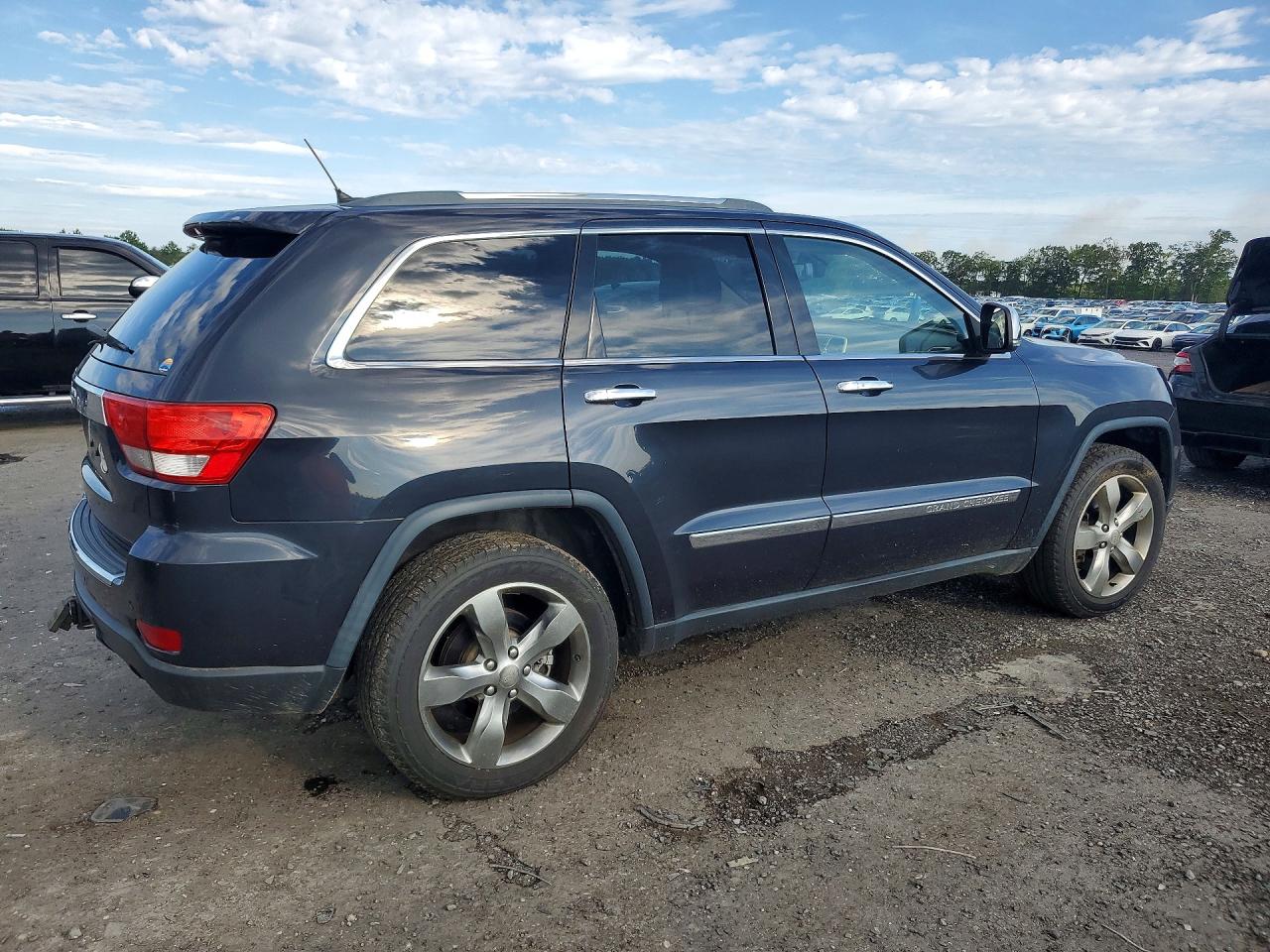 2013 Jeep Grand Cherokee Overland Black vin: 1C4RJFCTXDC651864