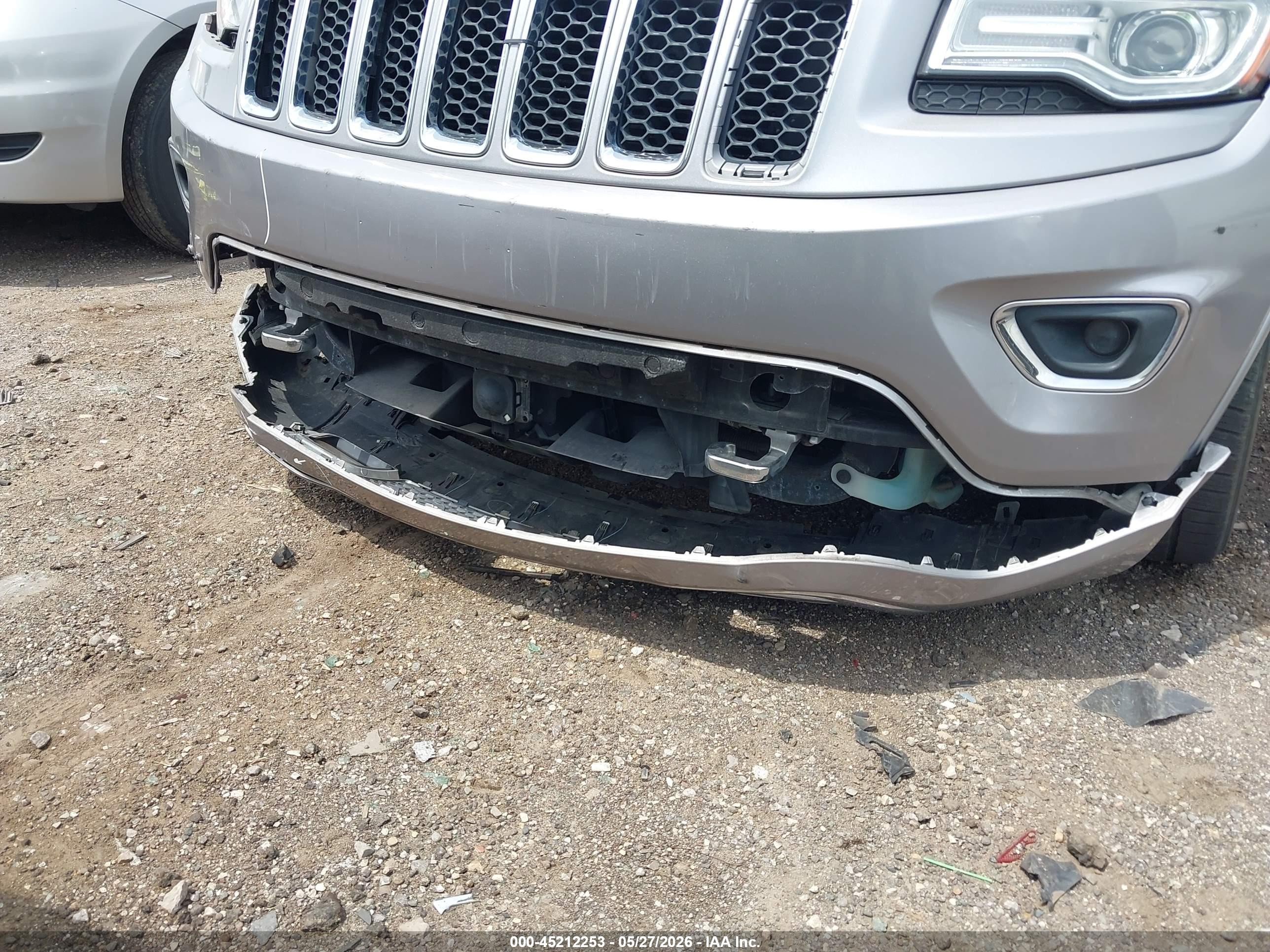 2015 Jeep Grand Cherokee Overland Silver vin: 1C4RJFCTXFC787933