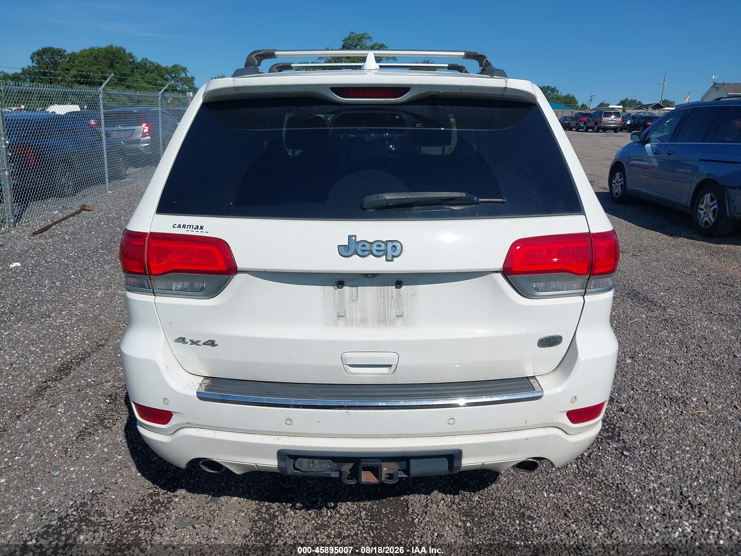 2015 Jeep Grand Cherokee Overland White vin: 1C4RJFCTXFC933232