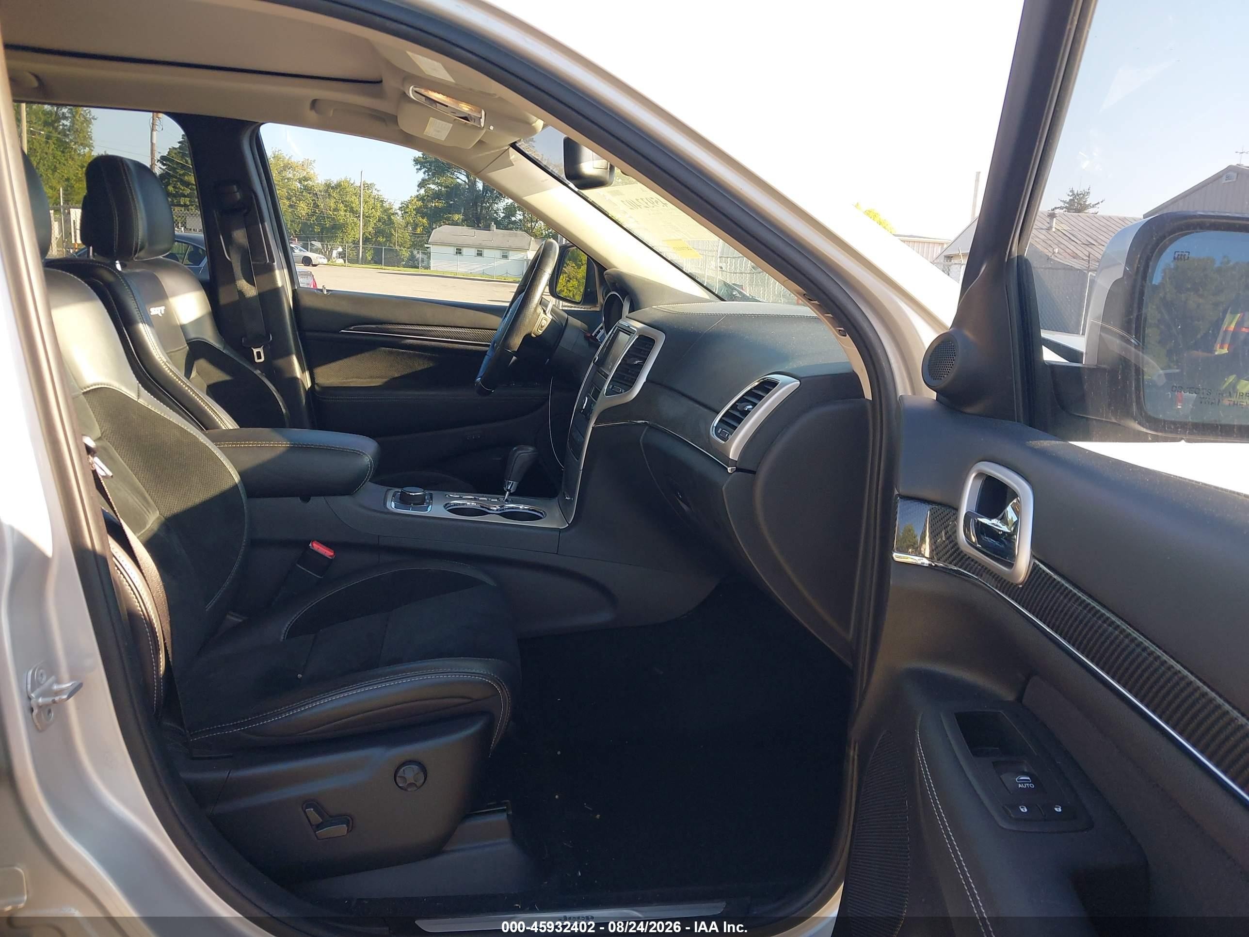 2012 Jeep Grand Cherokee Srt8 Серебряный vin: 1C4RJFDJ0CC292570
