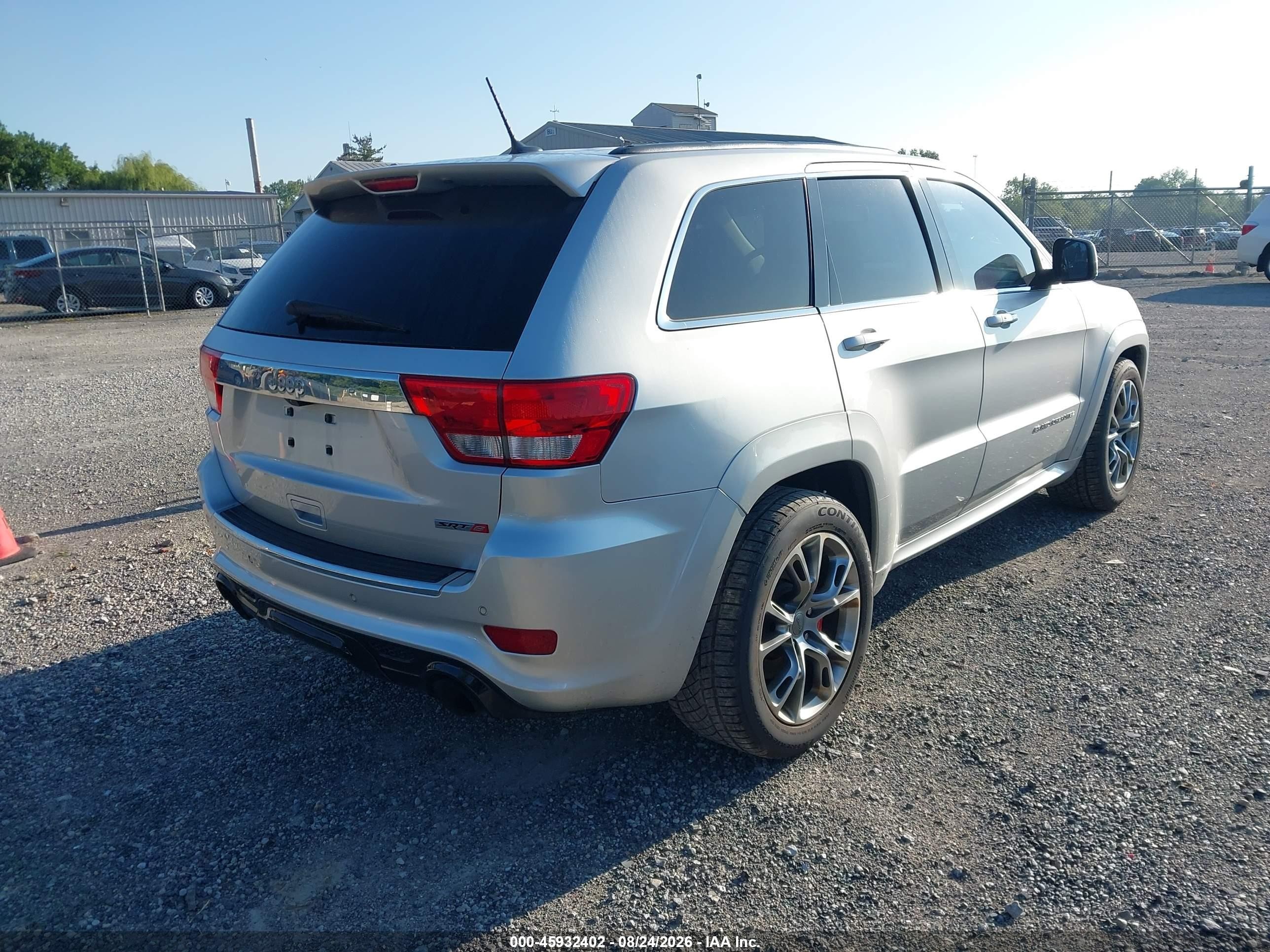 2012 Jeep Grand Cherokee Srt8 Серебряный vin: 1C4RJFDJ0CC292570