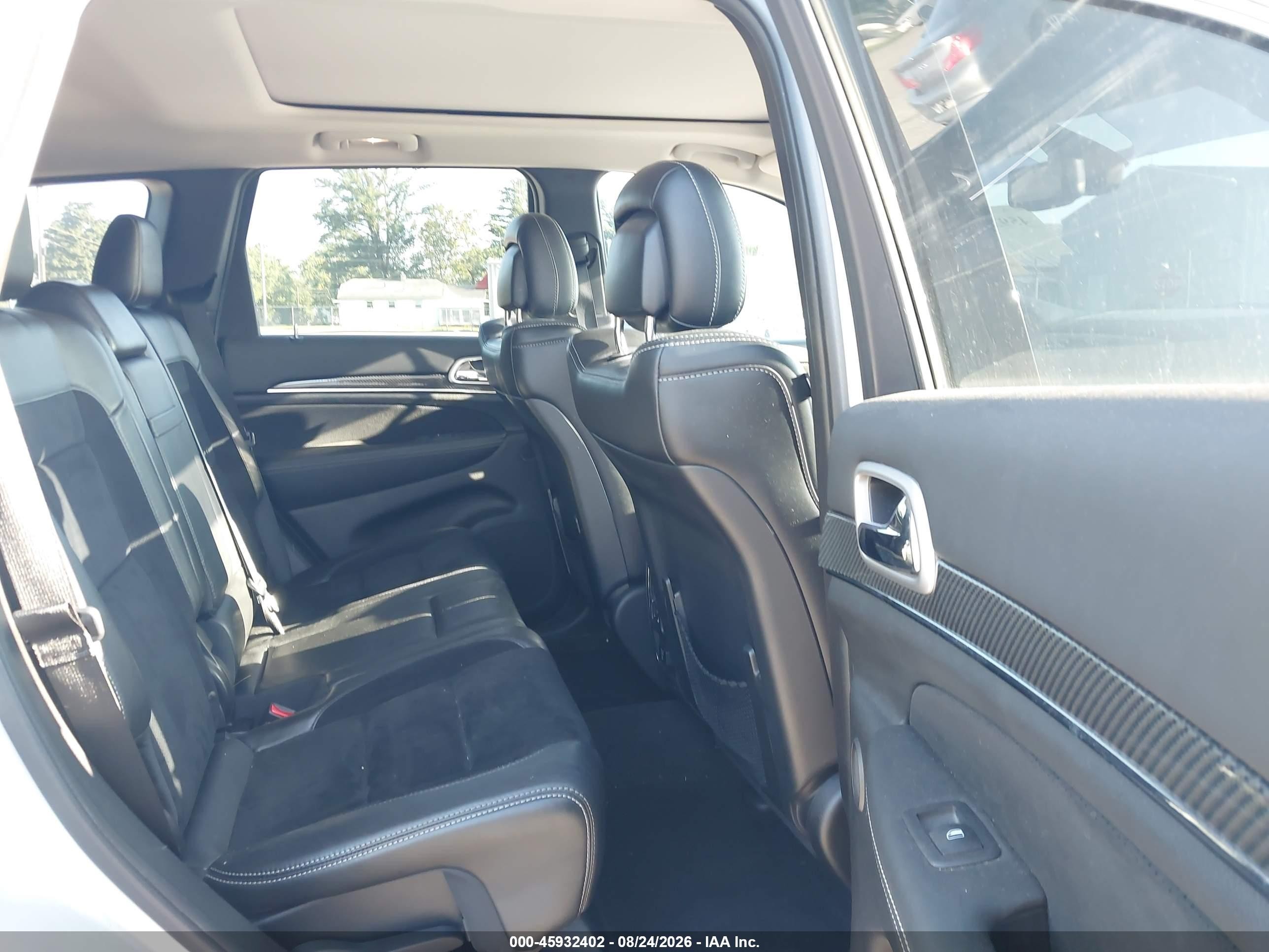 2012 Jeep Grand Cherokee Srt8 Серебряный vin: 1C4RJFDJ0CC292570