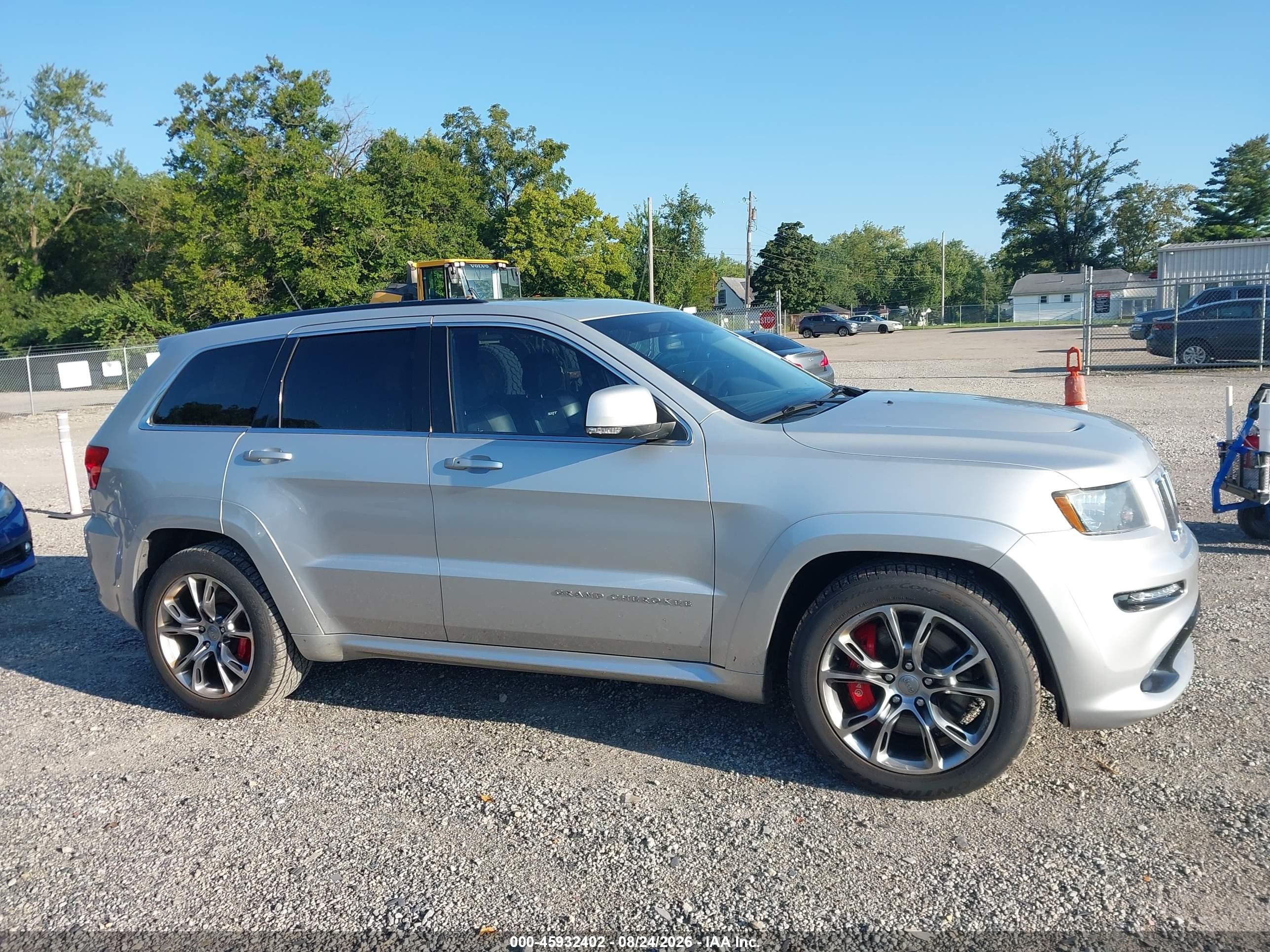 2012 Jeep Grand Cherokee Srt8 Серебряный vin: 1C4RJFDJ0CC292570