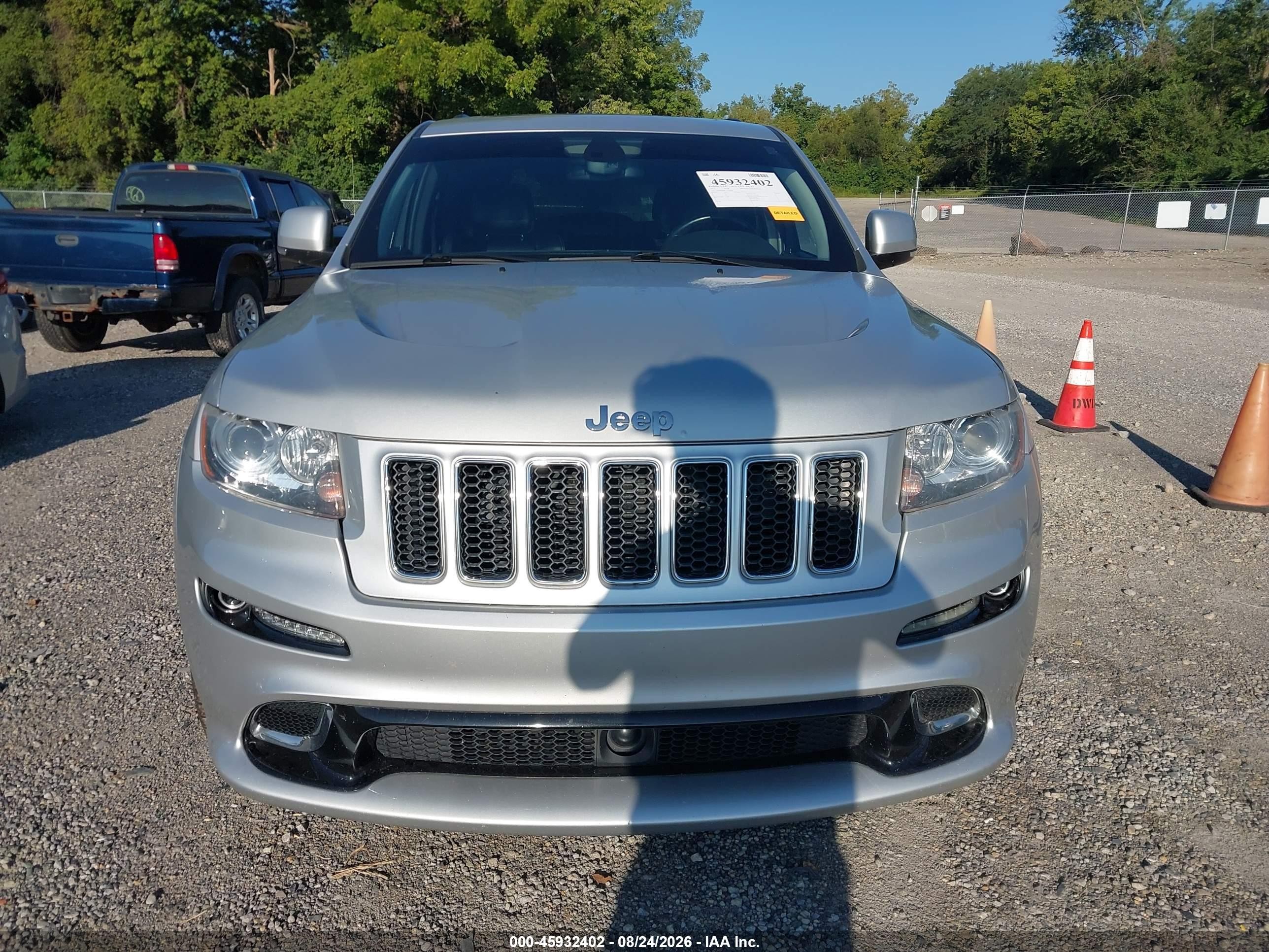 2012 Jeep Grand Cherokee Srt8 Серебряный vin: 1C4RJFDJ0CC292570
