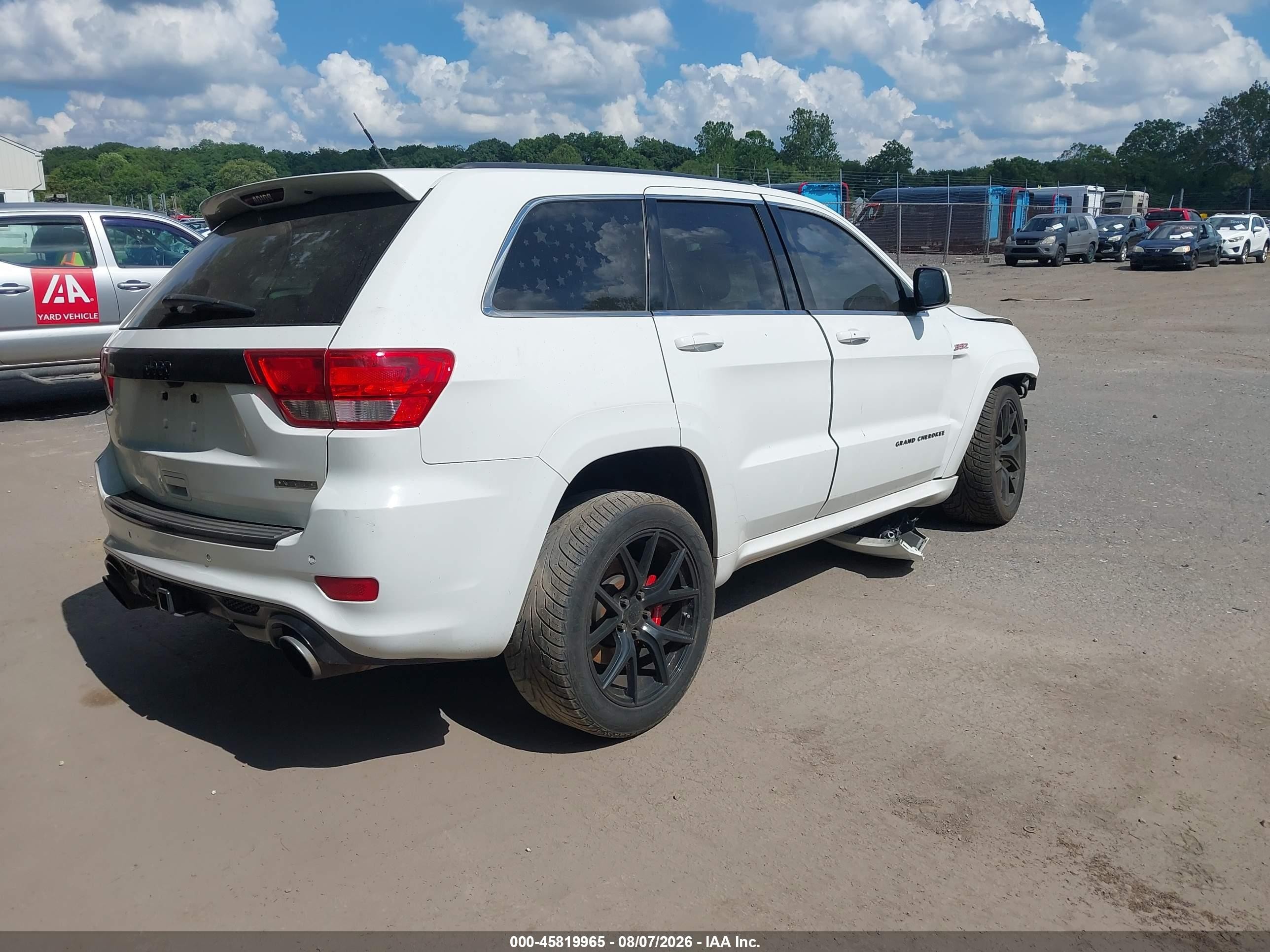 2013 Jeep Grand Cherokee Srt8 Alpine Белый vin: 1C4RJFDJ0DC541323