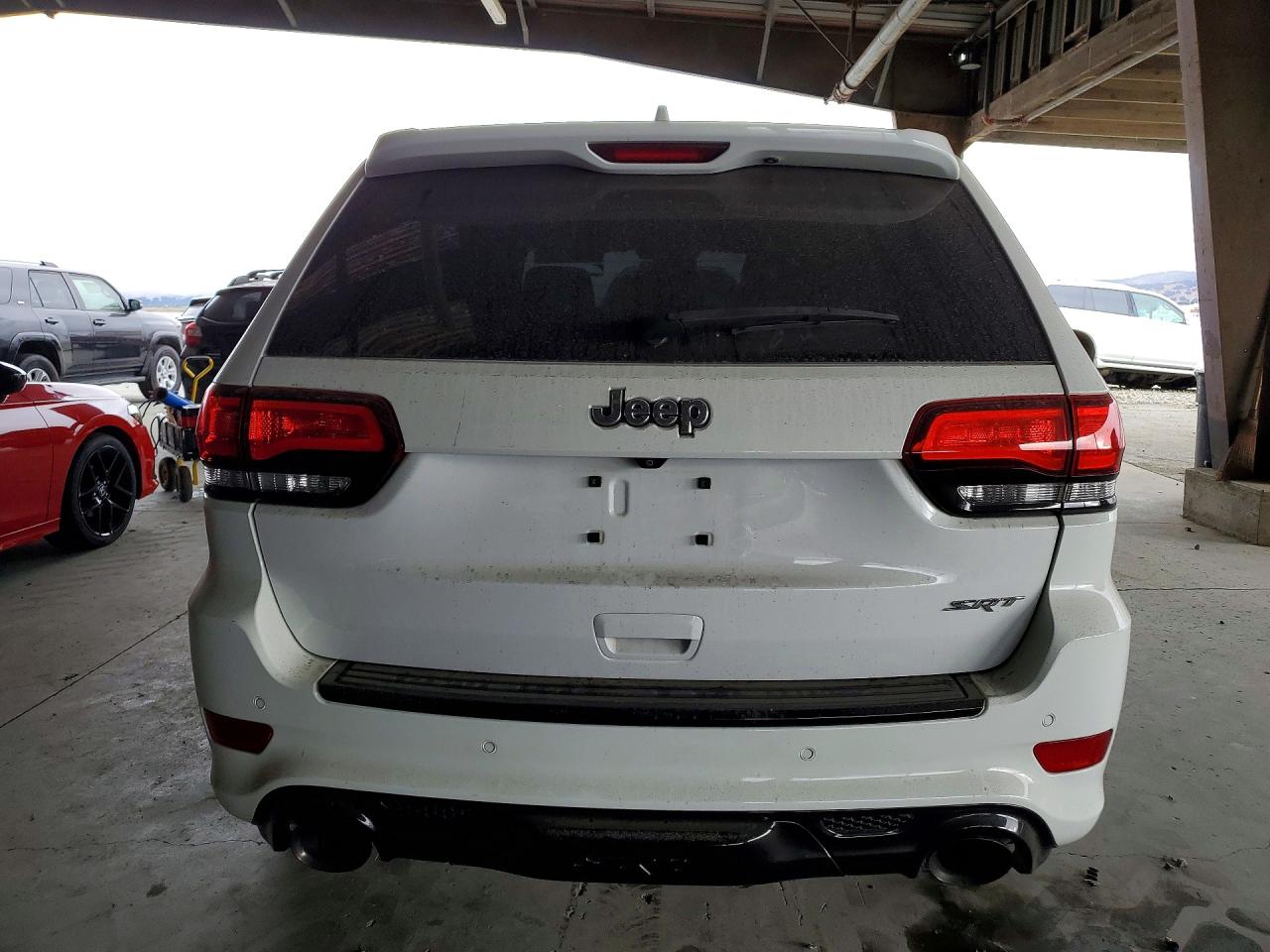 2015 Jeep Grand Cherokee Srt-8 White vin: 1C4RJFDJ0FC775710