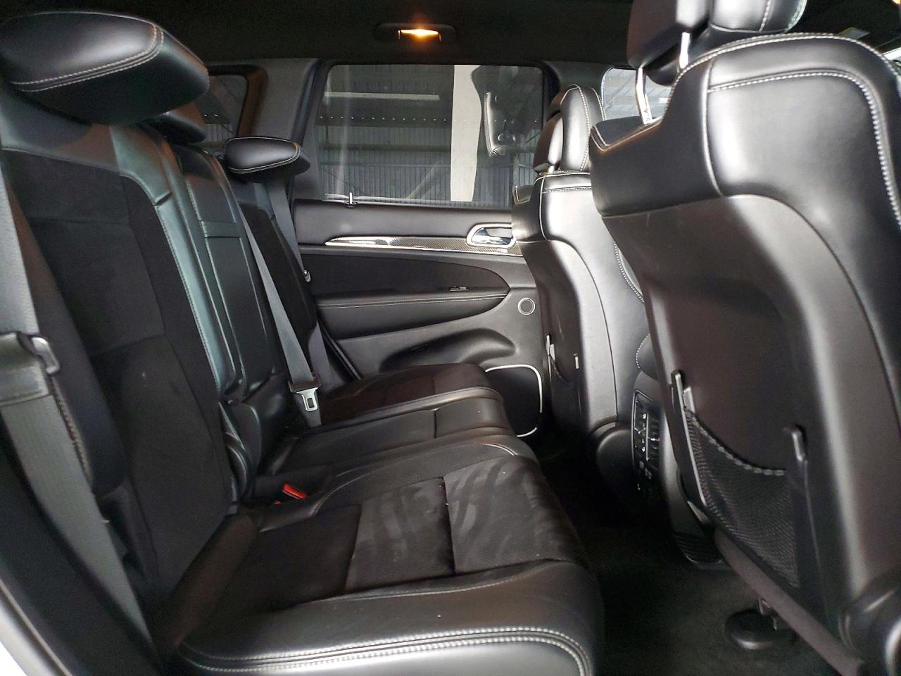 2015 Jeep Grand Cherokee Srt-8 White vin: 1C4RJFDJ0FC775710