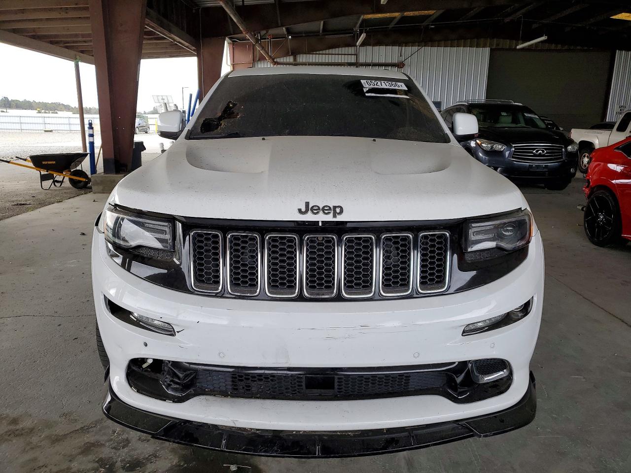 2015 Jeep Grand Cherokee Srt-8 White vin: 1C4RJFDJ0FC775710