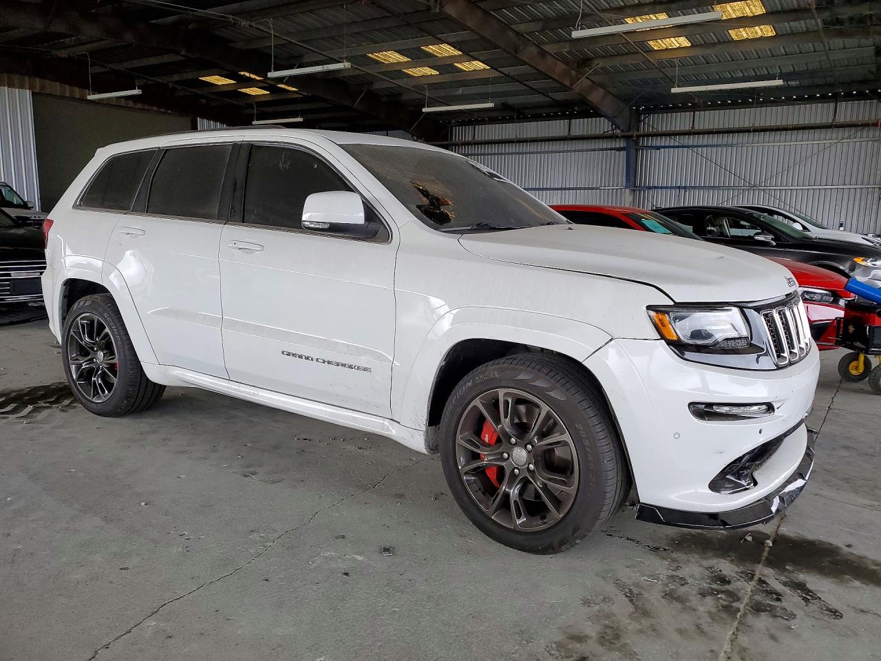 2015 Jeep Grand Cherokee Srt-8 White vin: 1C4RJFDJ0FC775710