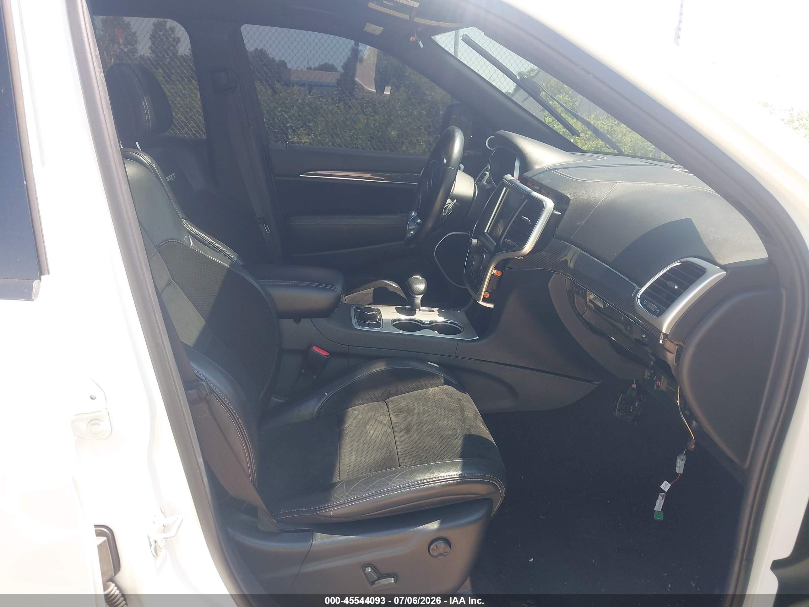 2014 Jeep Grand Cherokee Srt8 White vin: 1C4RJFDJ2EC377171