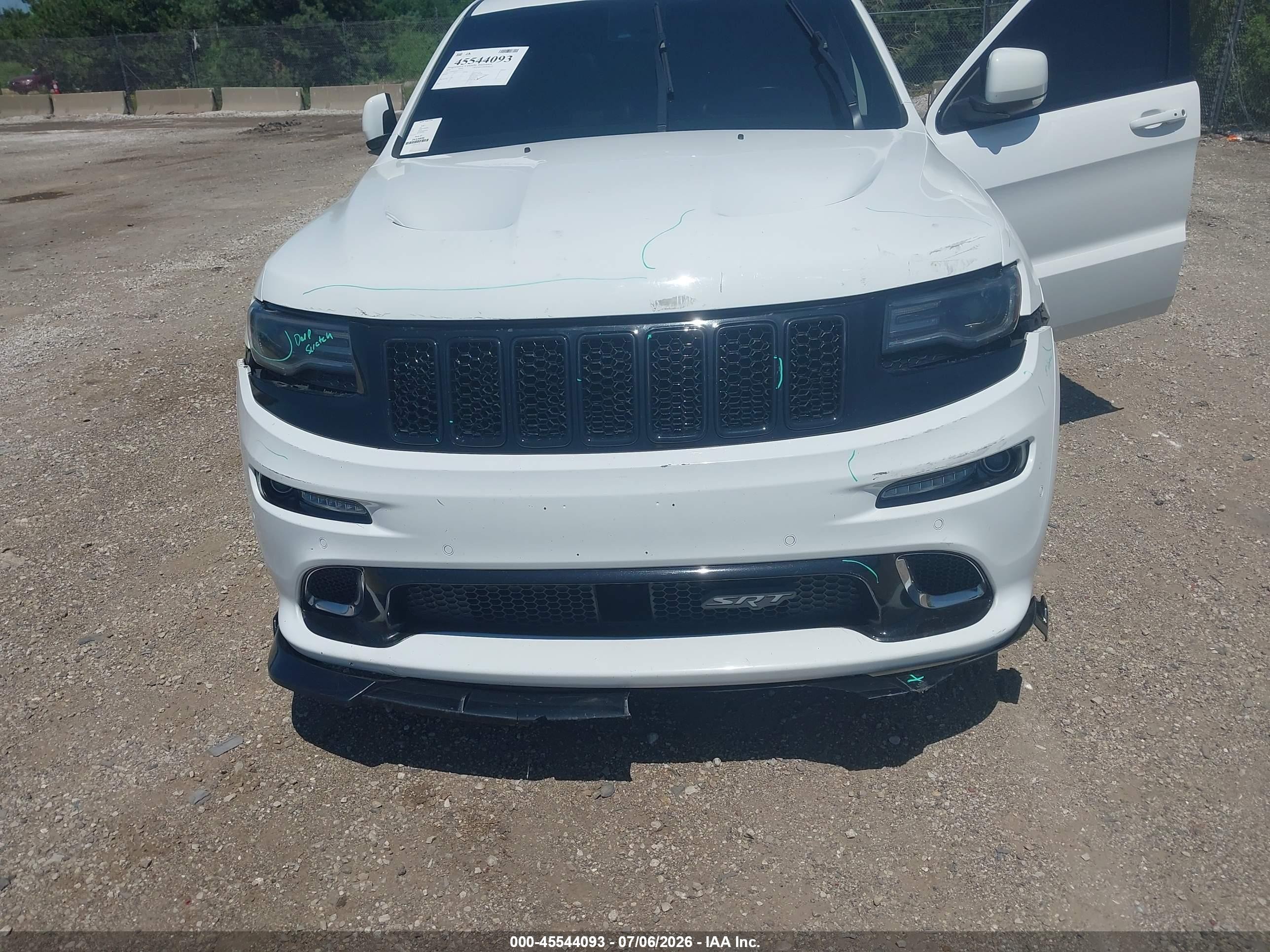 2014 Jeep Grand Cherokee Srt8 White vin: 1C4RJFDJ2EC377171