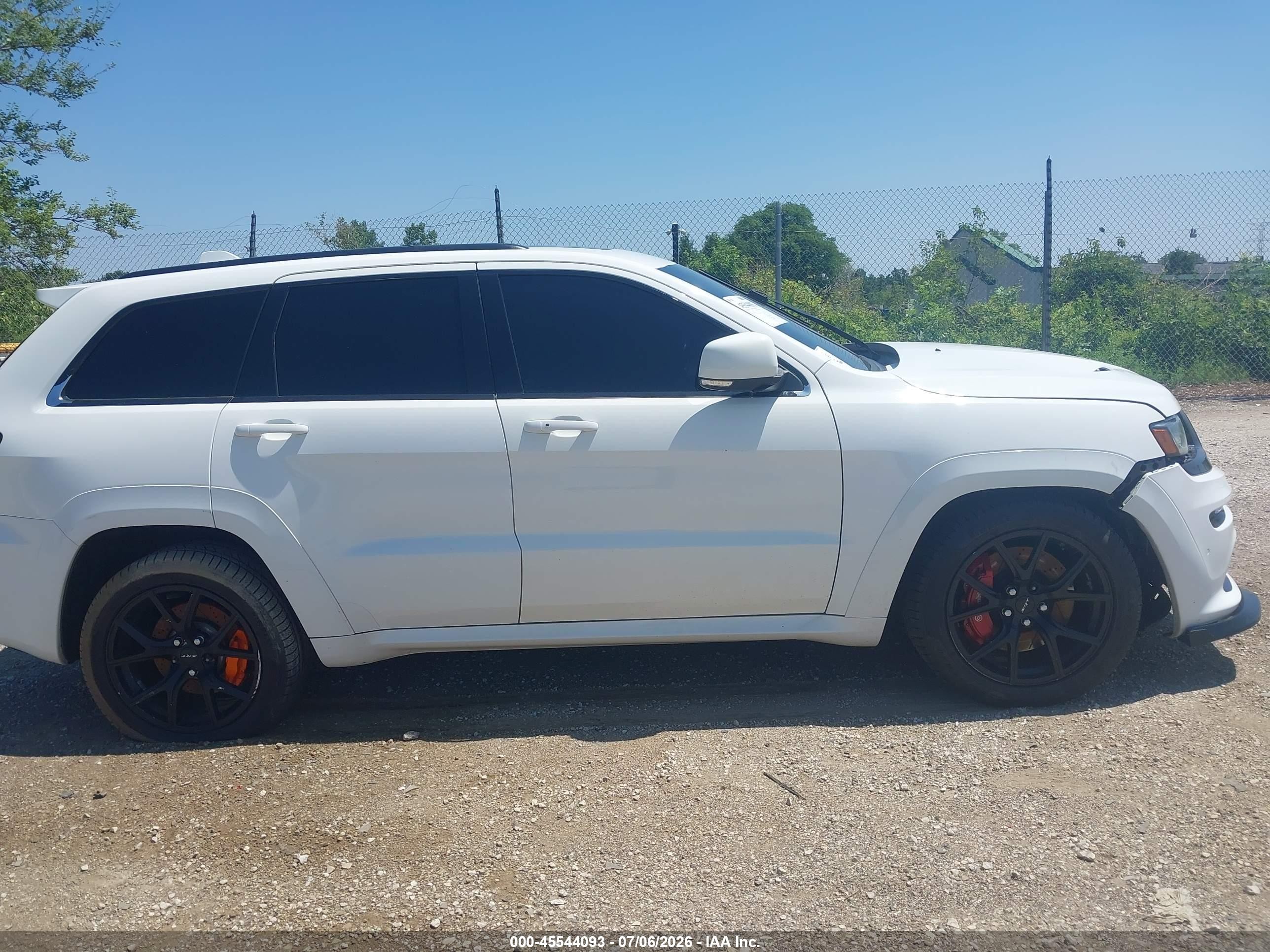 2014 Jeep Grand Cherokee Srt8 White vin: 1C4RJFDJ2EC377171