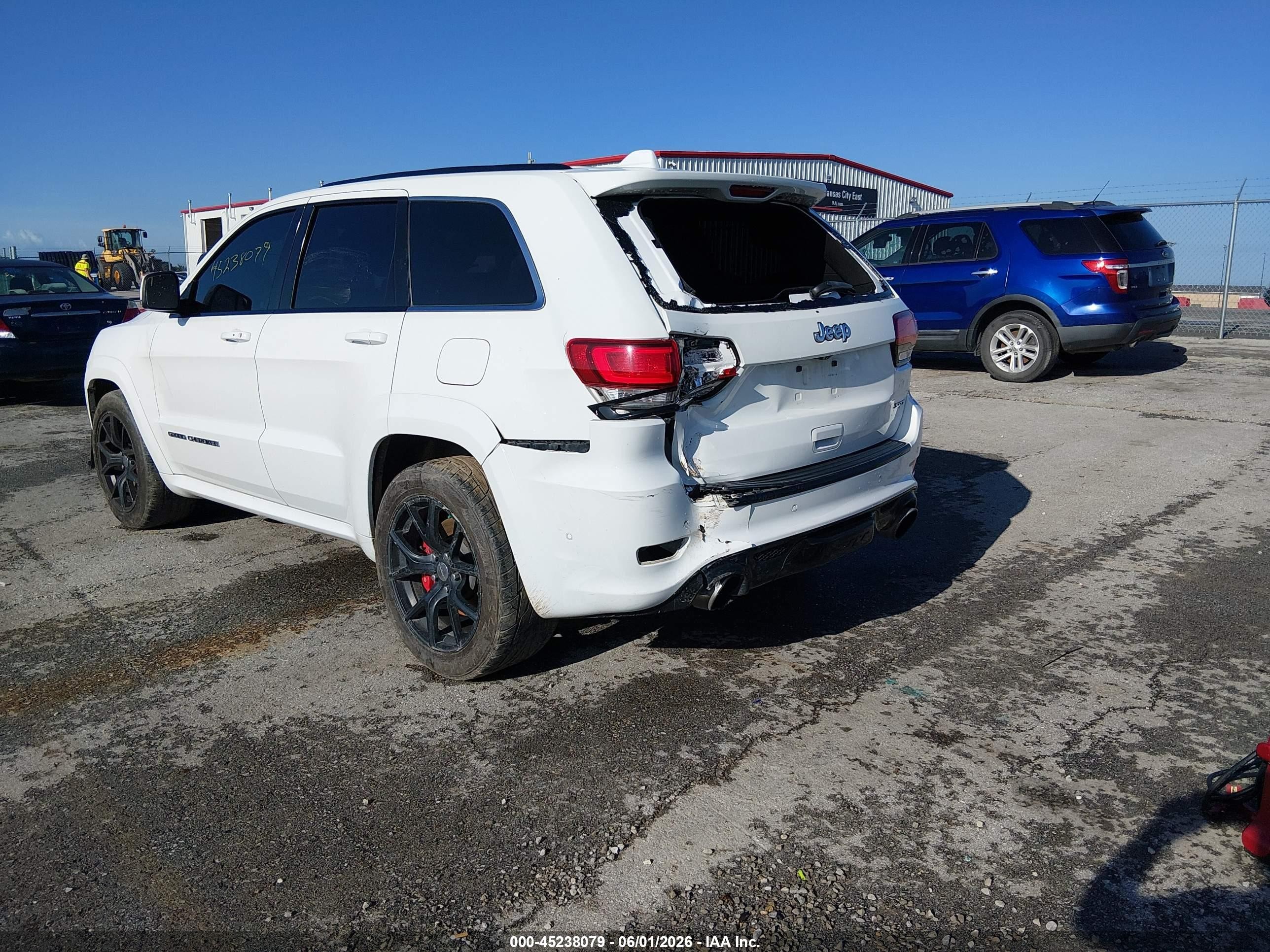 2017 Jeep Grand Cherokee Srt 4x4 Белый vin: 1C4RJFDJ2HC675157
