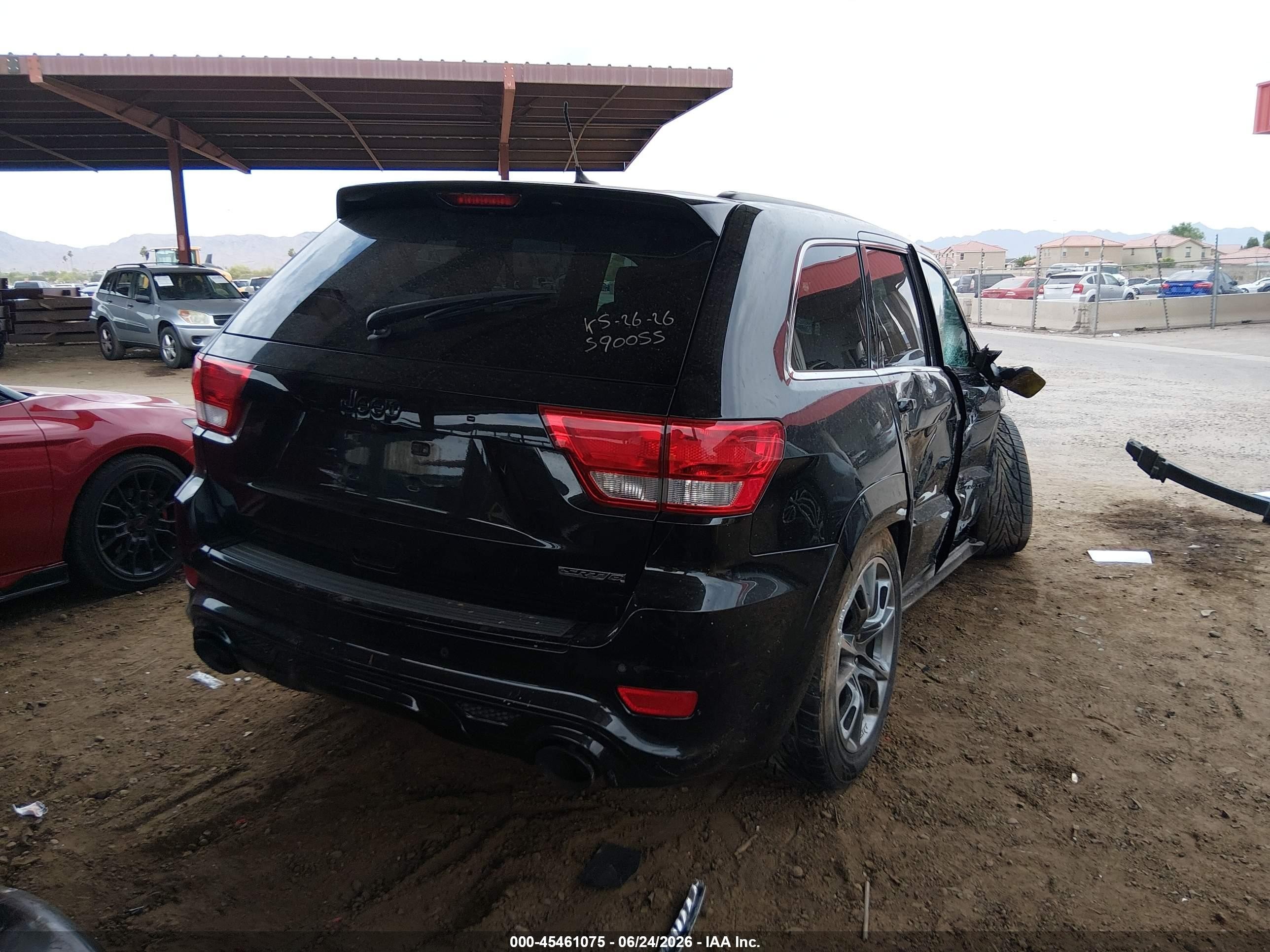 2013 Jeep Grand Cherokee Srt8 Vapor Черный vin: 1C4RJFDJ4DC590055