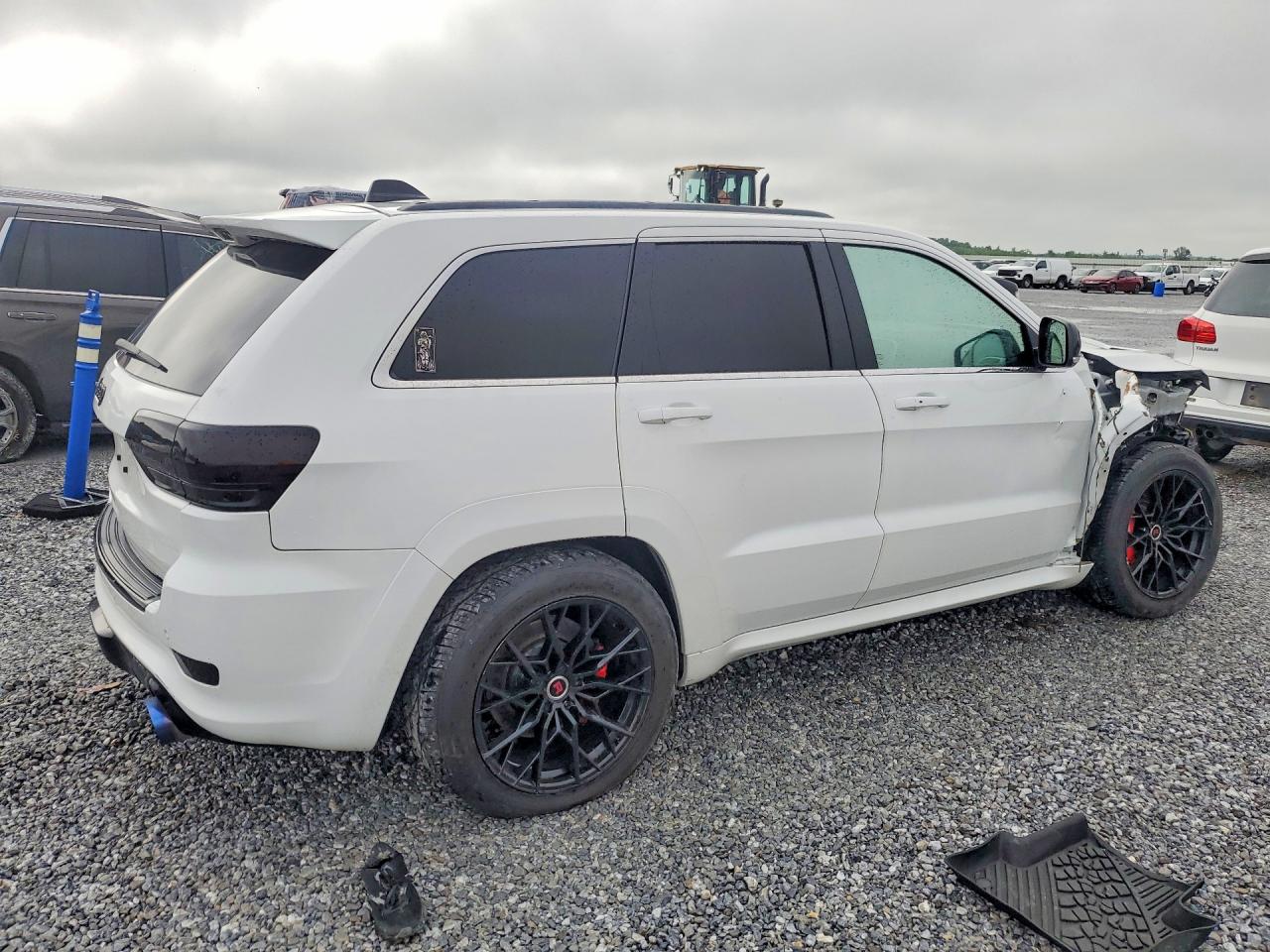 2015 Jeep Grand Cherokee Srt-8 White vin: 1C4RJFDJ4FC944157