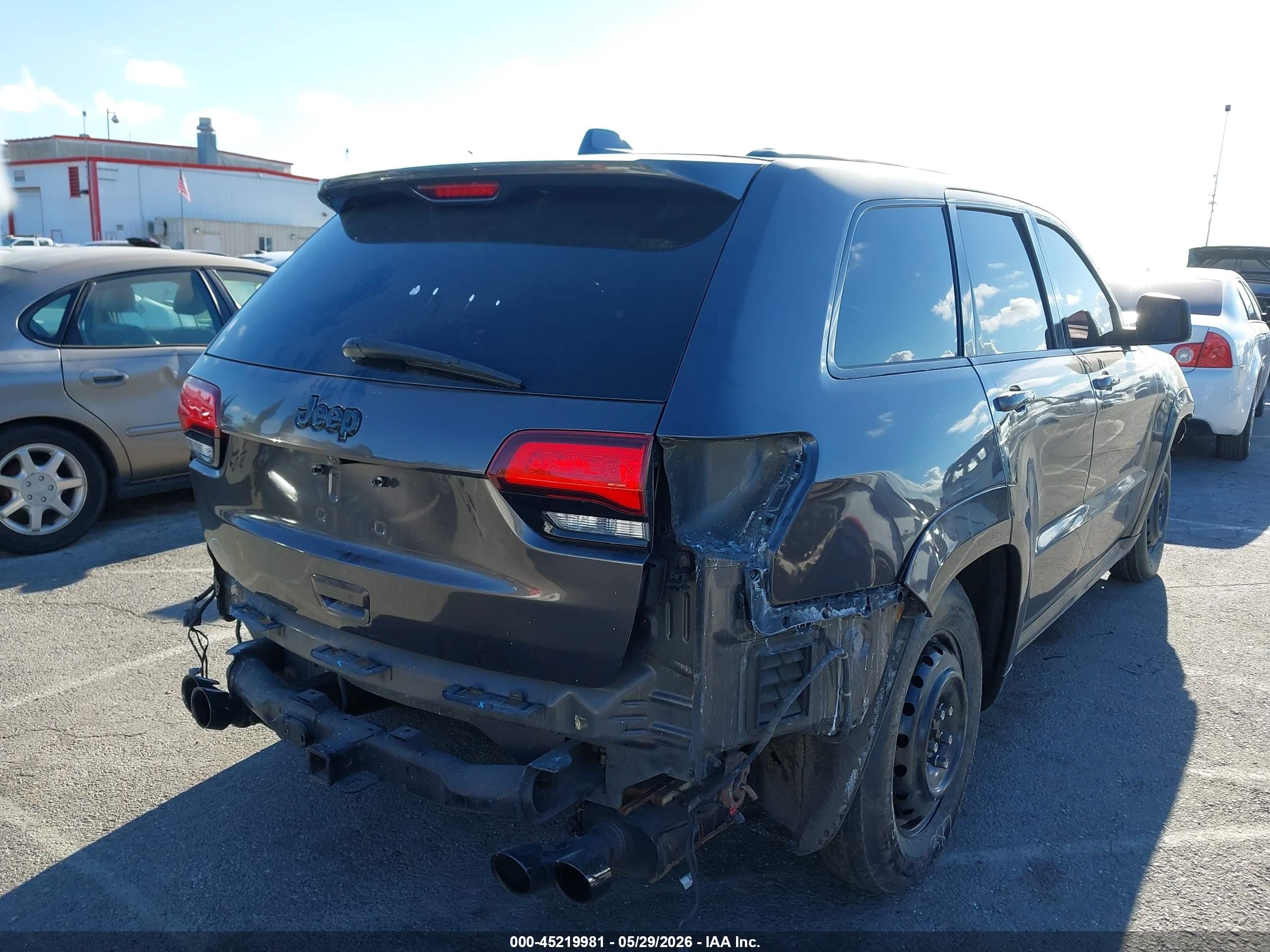 2015 Jeep Grand Cherokee Srt Gray vin: 1C4RJFDJ5FC141082