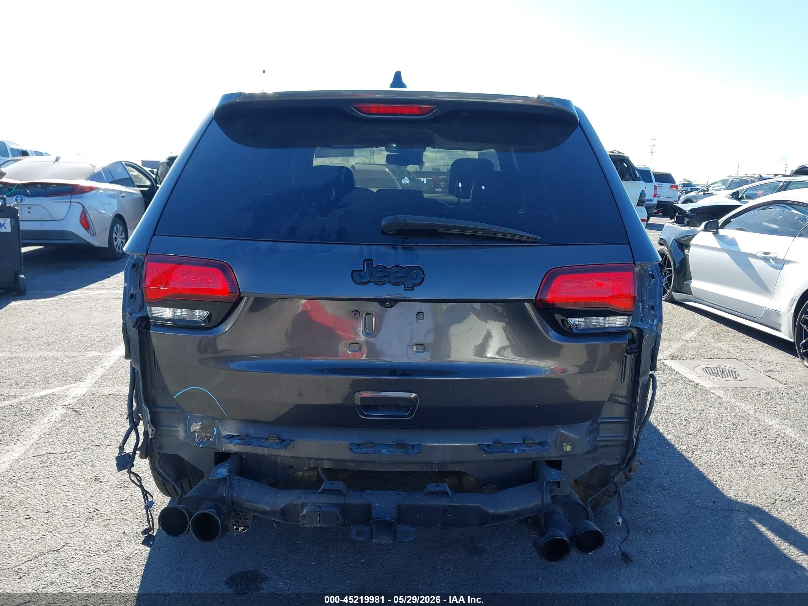 2015 Jeep Grand Cherokee Srt Gray vin: 1C4RJFDJ5FC141082