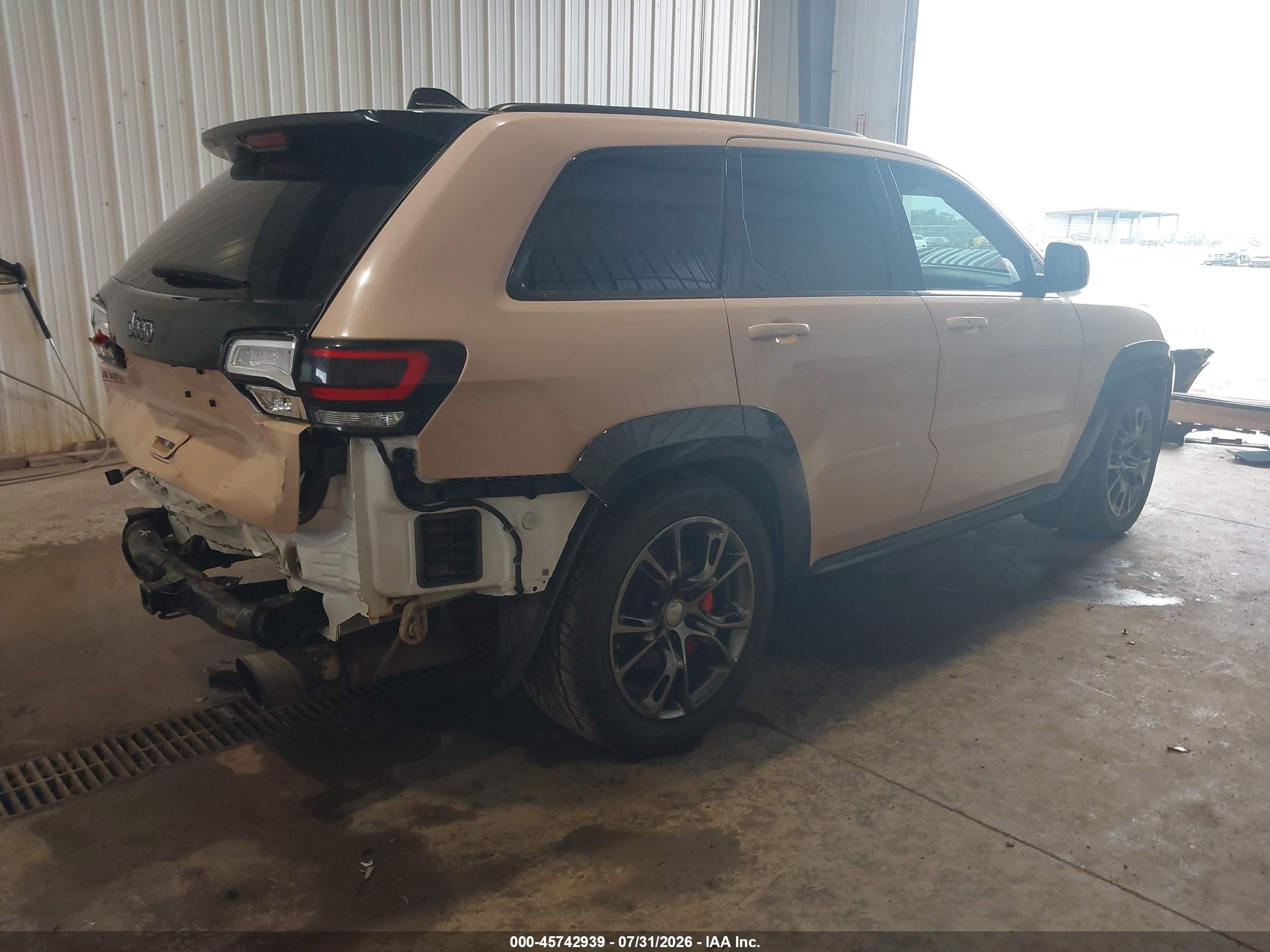 2014 Jeep Grand Cherokee Srt Beige vin: 1C4RJFDJ6EC378923