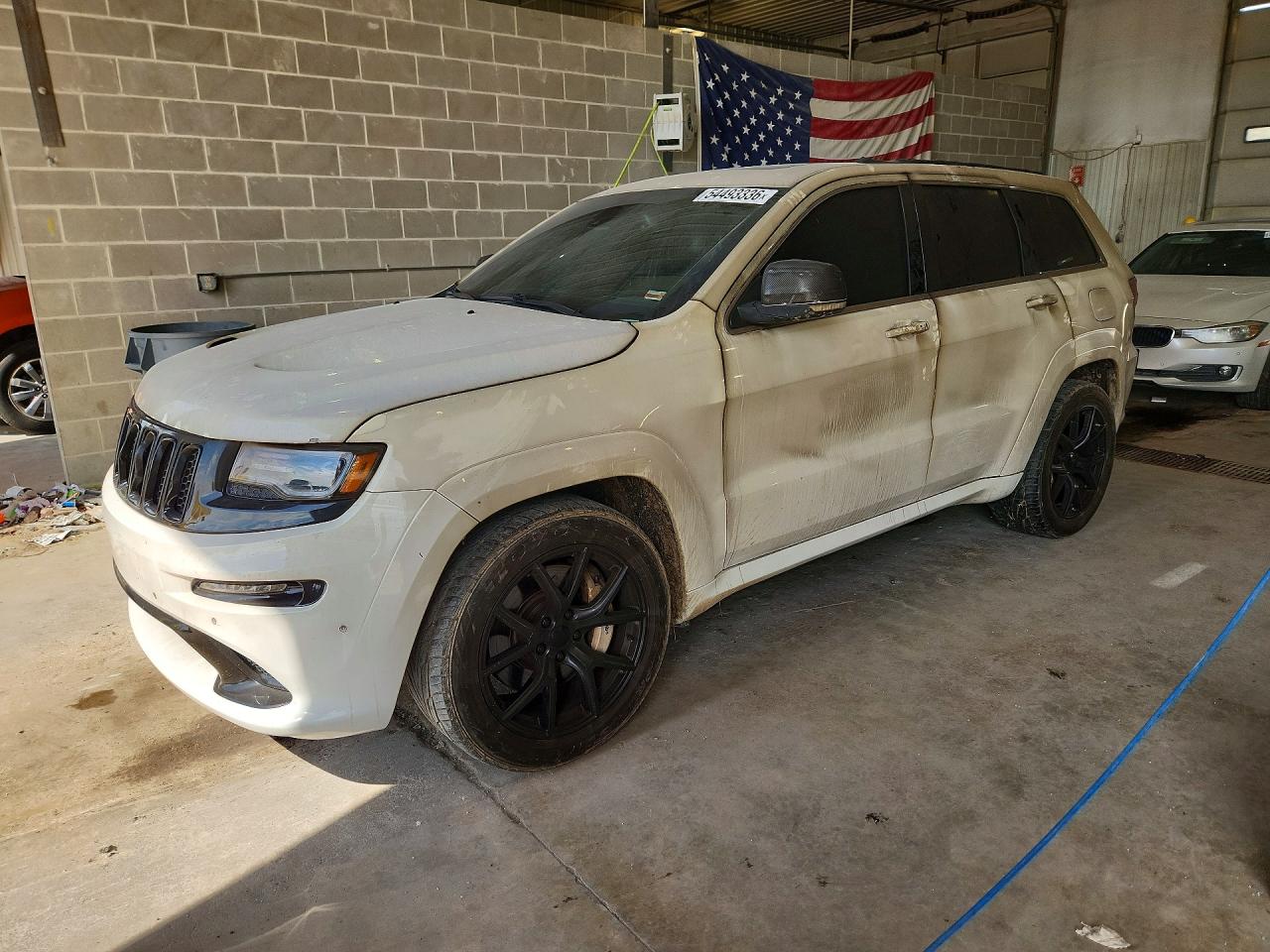 2015 Jeep Grand Cherokee Srt-8 White vin: 1C4RJFDJ6FC855397