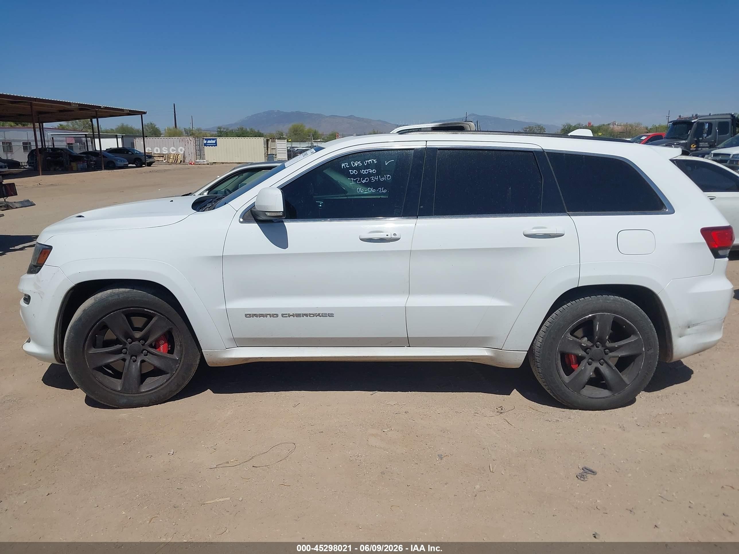 2014 Jeep Grand Cherokee Srt White vin: 1C4RJFDJ7EC540414